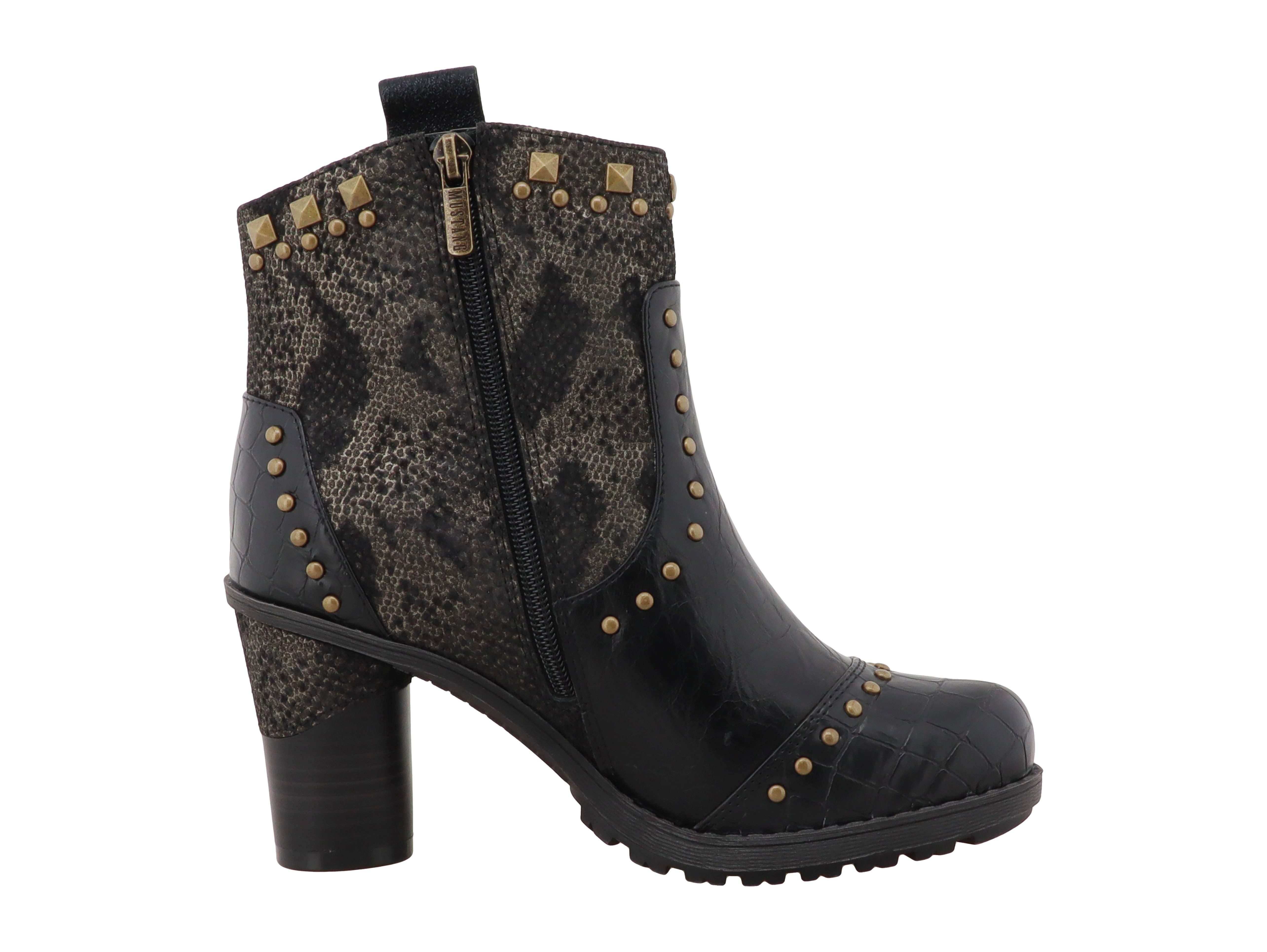 Mustang Shoes Stiefel Stiefelette Blockabsatz, Ankleboots mit vielen Nieten besetzt – Bild 2 von 4
