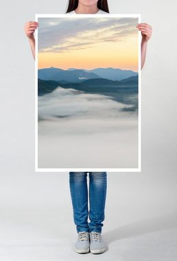 Sinus Art Poster Landschaftsfotografie 60x90cm Poster Nebel im Gebirge bei Sonnenaufgang