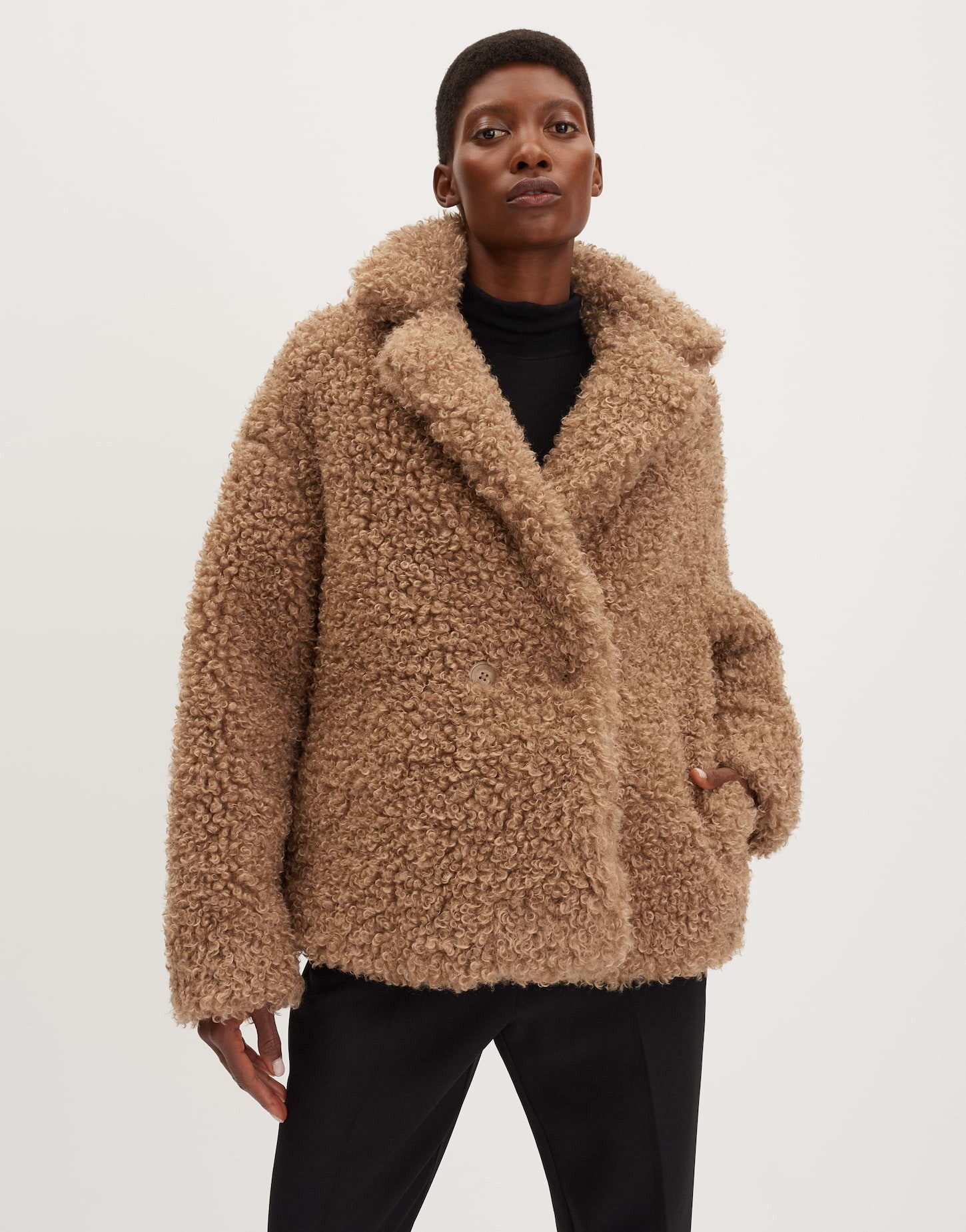 someday Cabanjacke VANTELO SOFT Loose Teddyjacke im Caban Stil Weite Passform mit Doppelreiher und flauschiger Teddyfell-Oberfläche