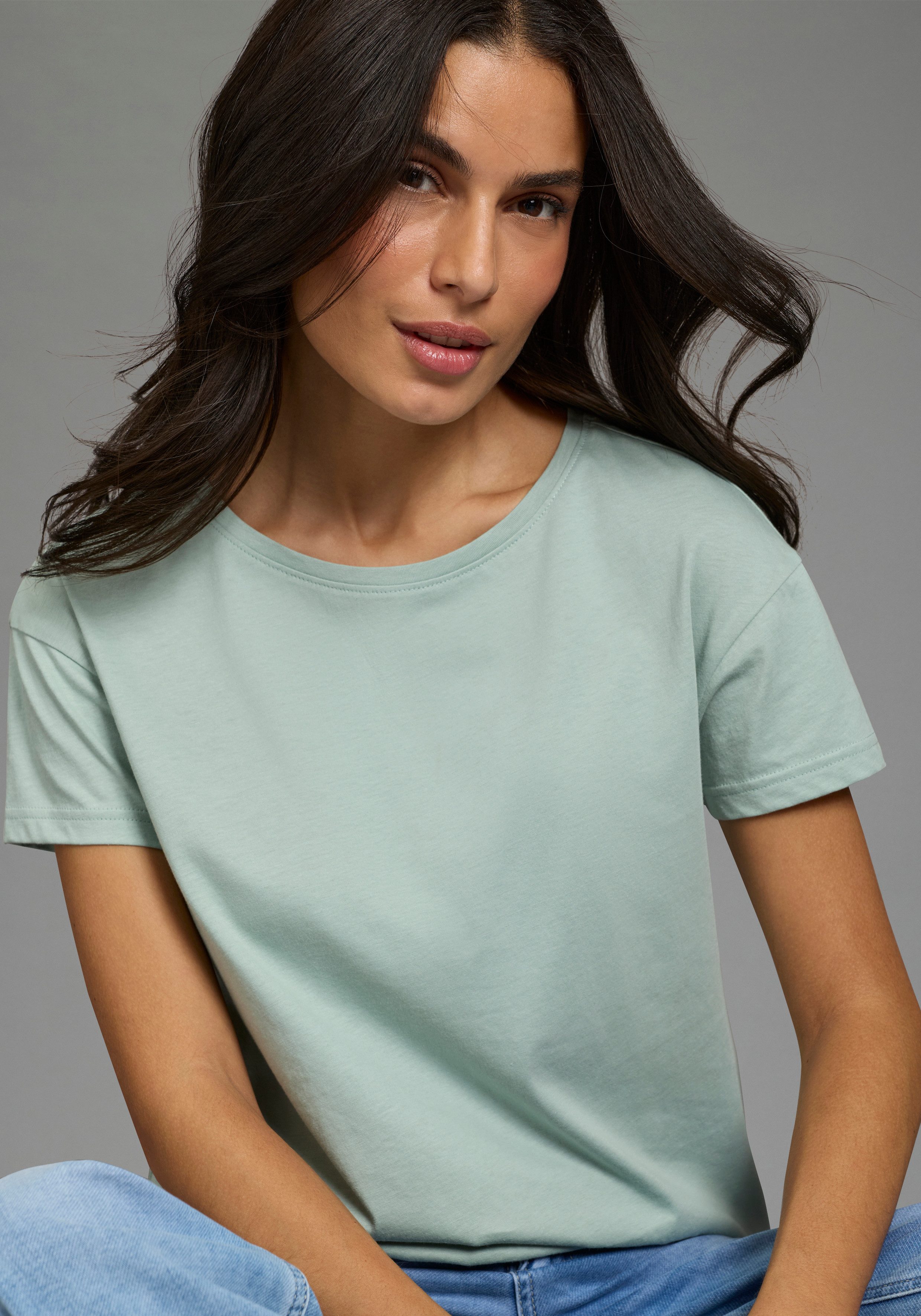 AJC T-Shirt Basic-Stil, Oversize-Passform, Rundhalsausschnitt