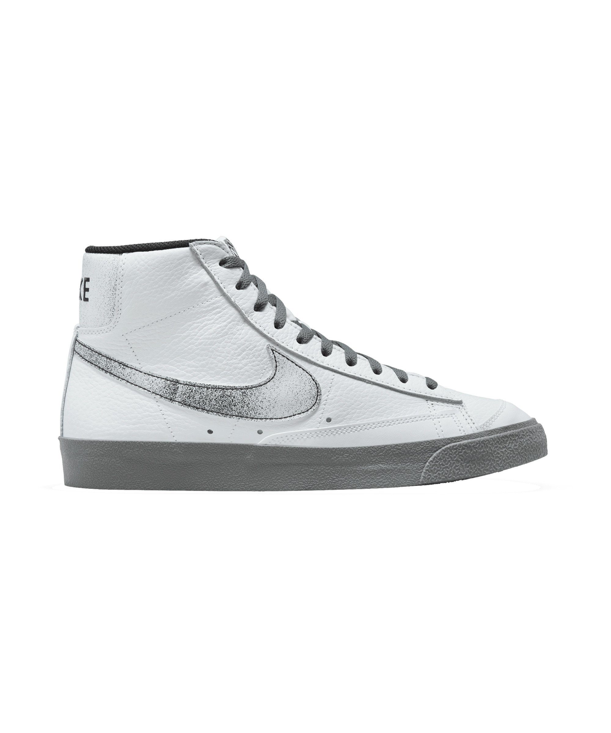 Nike Sportswear Blazer Mid 77 EMB Кросівки