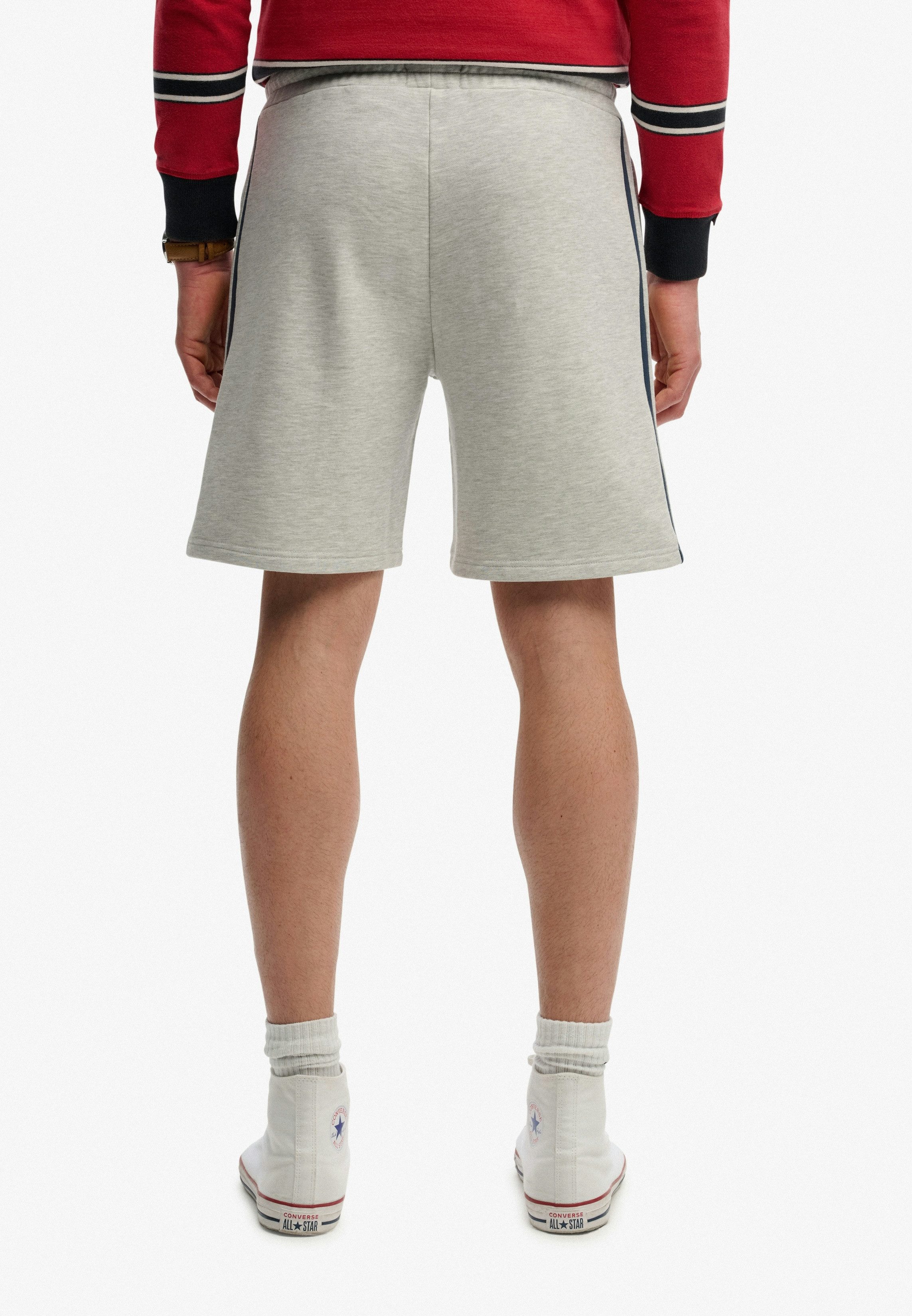 Superdry Sweatshorts ATH ESS SHORT aus Baumwolle und Polyester, Loose Fit, mit Tunnelzug, melierte Optik