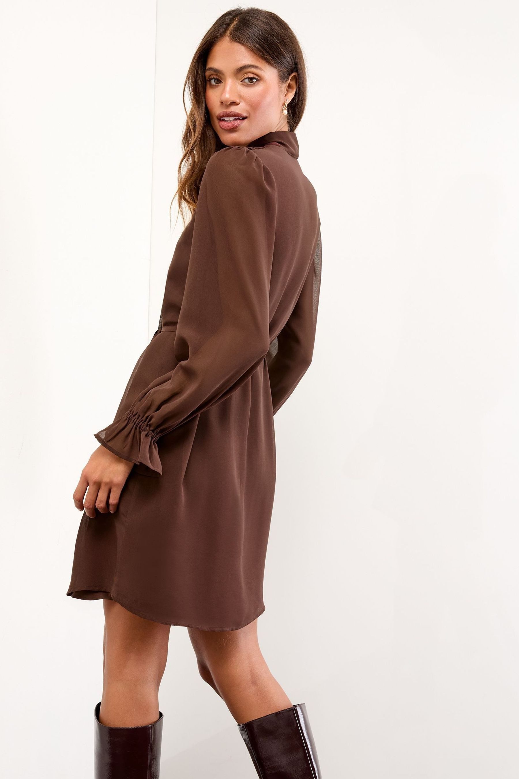 LIPSY Minikleid Lipsy Minikleid mit Volantrock, Regular (1-tlg) günstig online kaufen