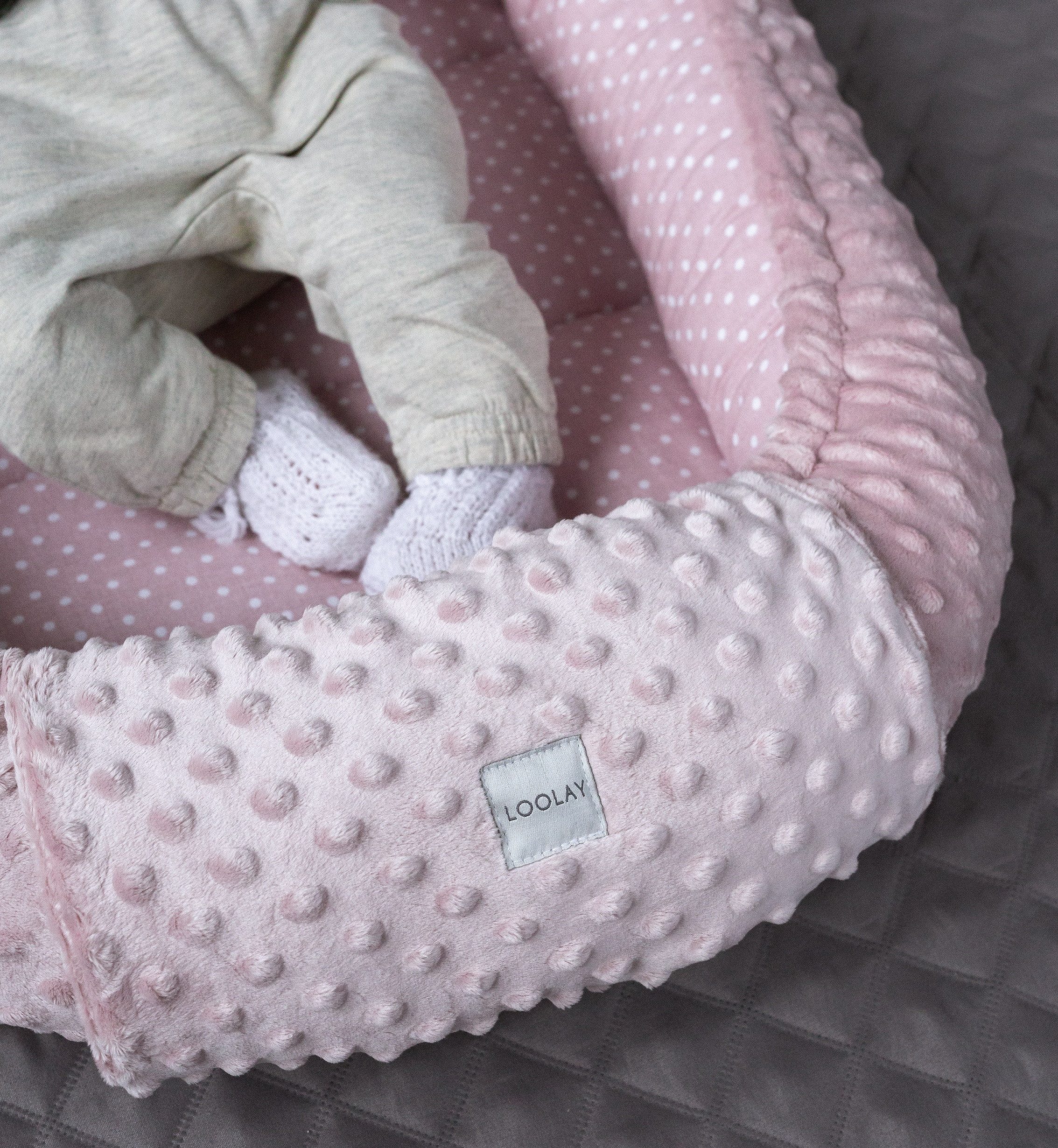 Loolay Bettnestchen Punkte ROSA/ MINKY Altrosa 5 TLG SET Babynest Babyausstattung, (Nestchen SET PREMIUM Geschenk SETS für Mädchen, 5-tlg., Neugeborene Nestchen, Babynestchen, Reisebett Unterlage), NESTCHEN + DECKE + MATRATZE + Bärchen + Schmetterling Kissen SET