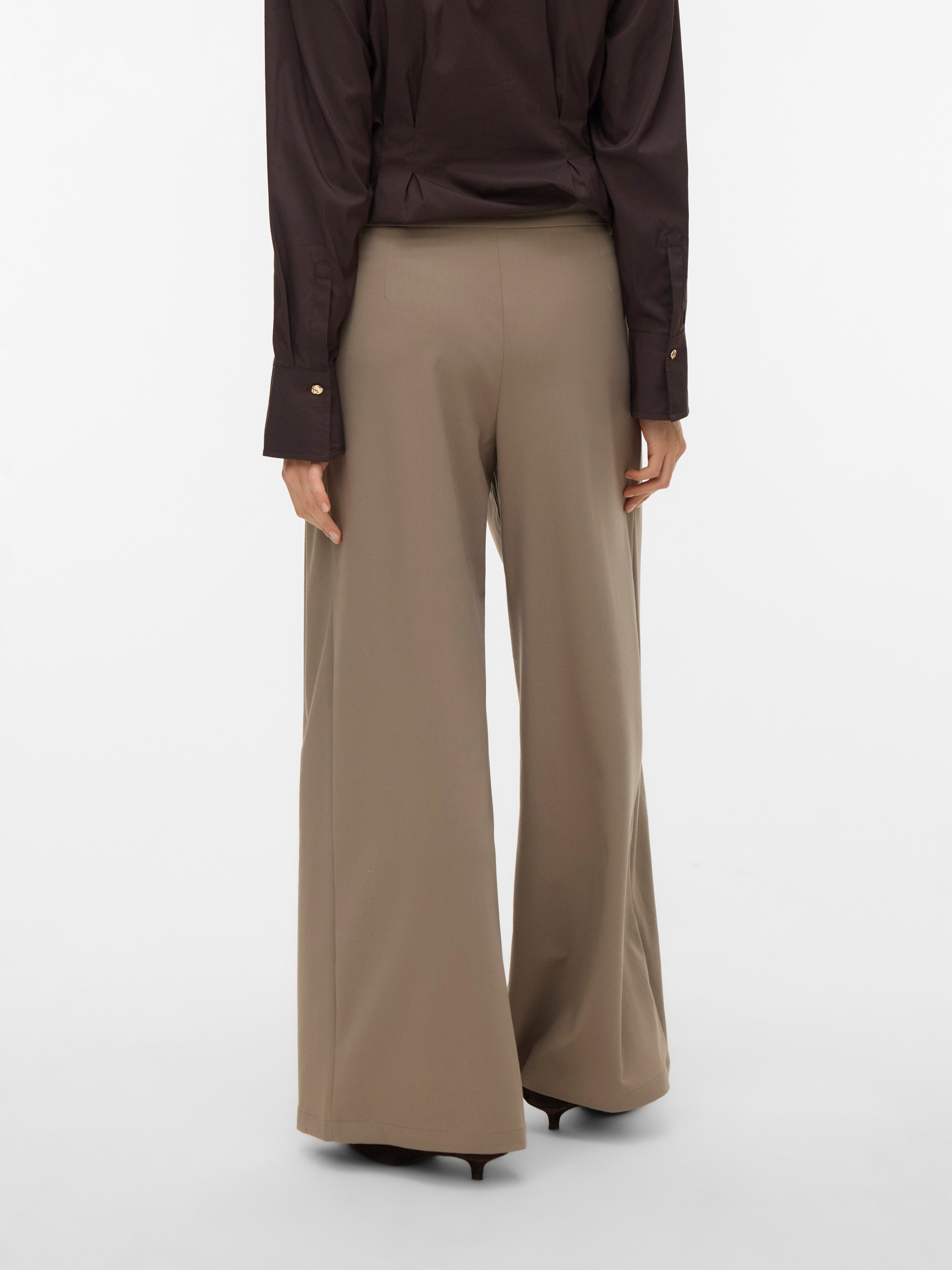 Vero Moda Anzughose VMSTELLA MW WIDE PLEAT PANT NOOS Materialmix, oversize – Bild 2 von 5