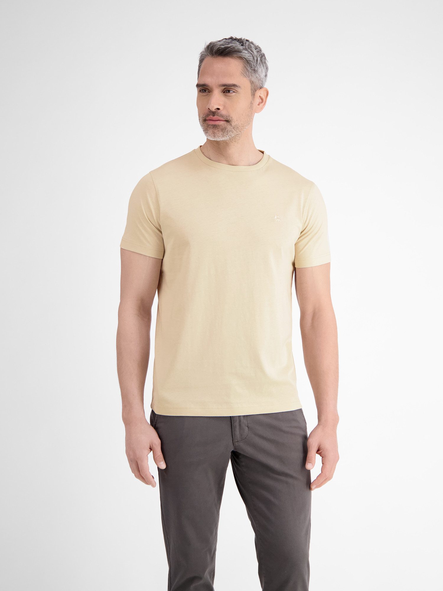 LERROS T-Shirt Basic T-Shirt mit Logostitck, unifarben Herren T-Shirt, ohne Aufdruck, einfarbig, unifarben, 100% Baumwolle