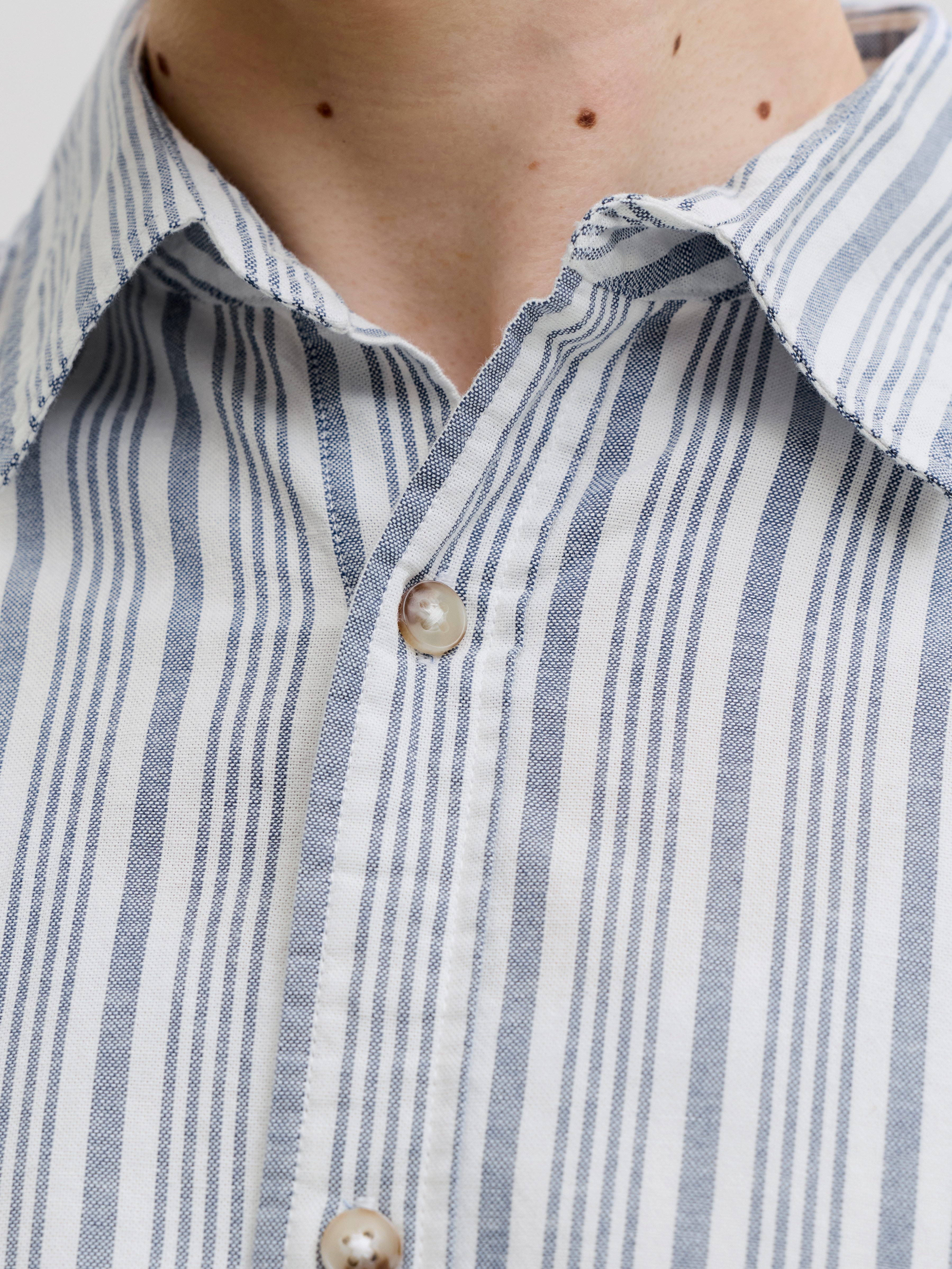 Jack & Jones Kurzarmhemd JJCHAD OXFORD STRIPE SHIRT SS