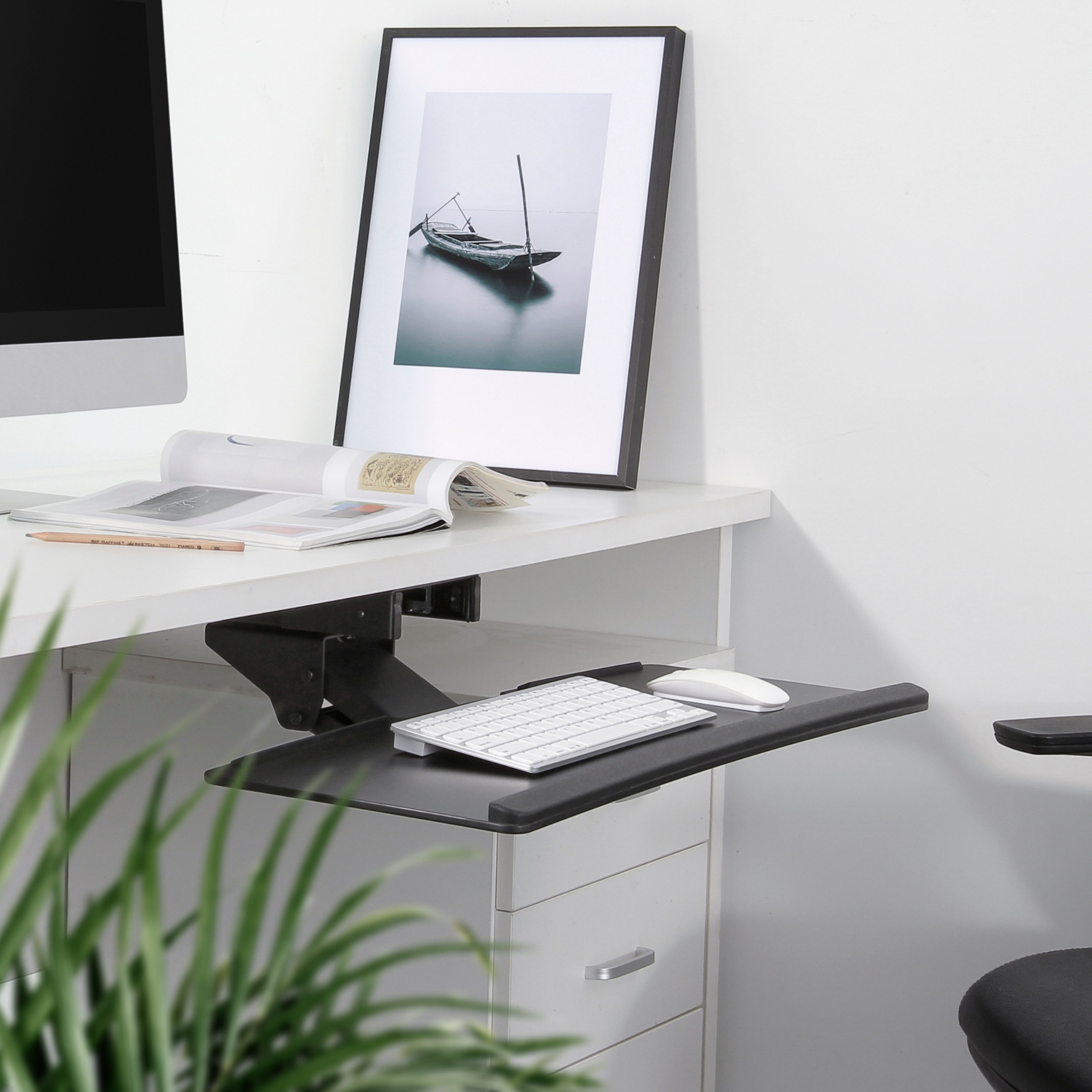 RICOO Halterung Tastatur Untertischhalterung neigbar schwenkbar CZ0200, (2 kg Belastbarkeit, max. 67 x 21,5 cm Tastaturgröße, 1-tlg., Ablage vertikal verstellbar um 170 mm, ausziehbar bis zu 320 mm, neigbar +15°/-15°, schwenkbar +/-20°, höhenverstellbar)