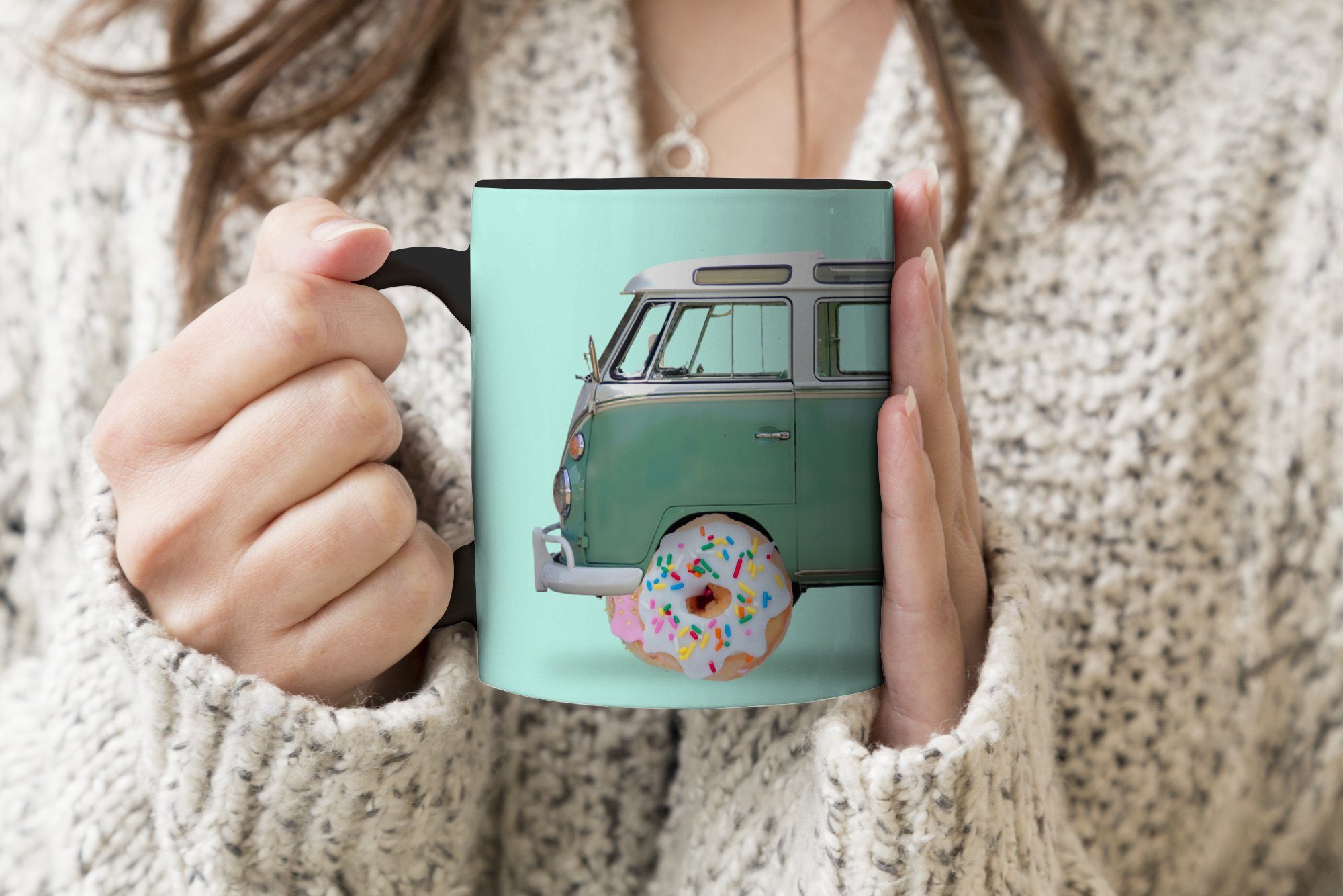 Teetasse, Tasse - - Donuts MuchoWow Lieferwagen - Geschenk Auto Farbwechsel, Kaffeetassen, Keramik, Zaubertasse, Grün,