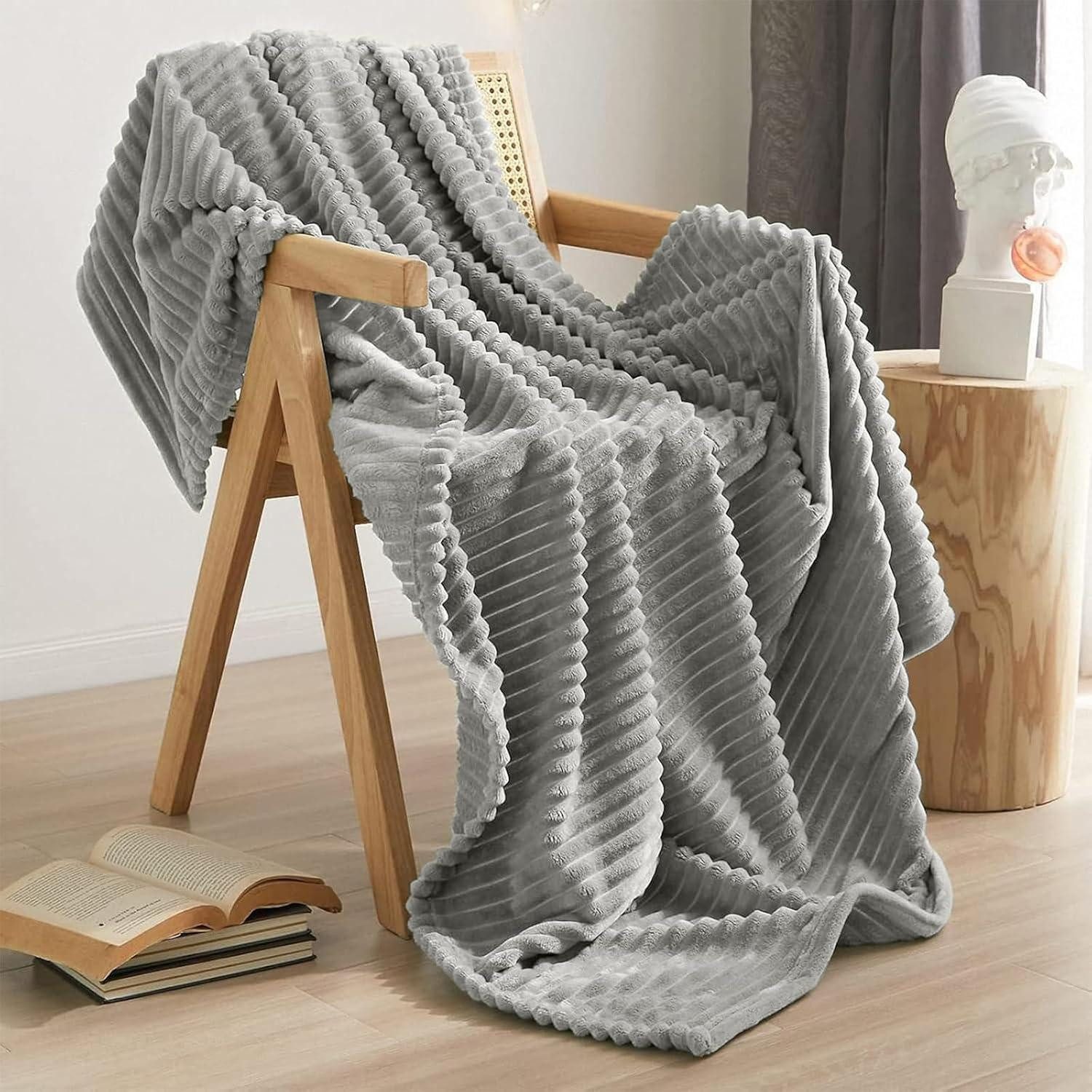 Wohndecke Kuscheldecke Fleecedecke Sofadecke Couchdecke Couch Grau 150x200CM, LuxusKollektion