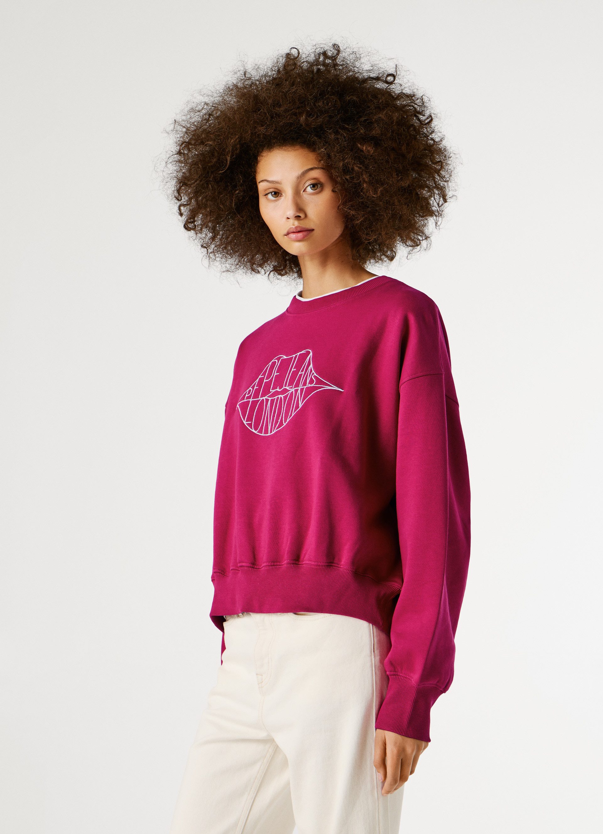 Pepe Jeans Sweatshirt BERNIS mit Rundhals, bestickt