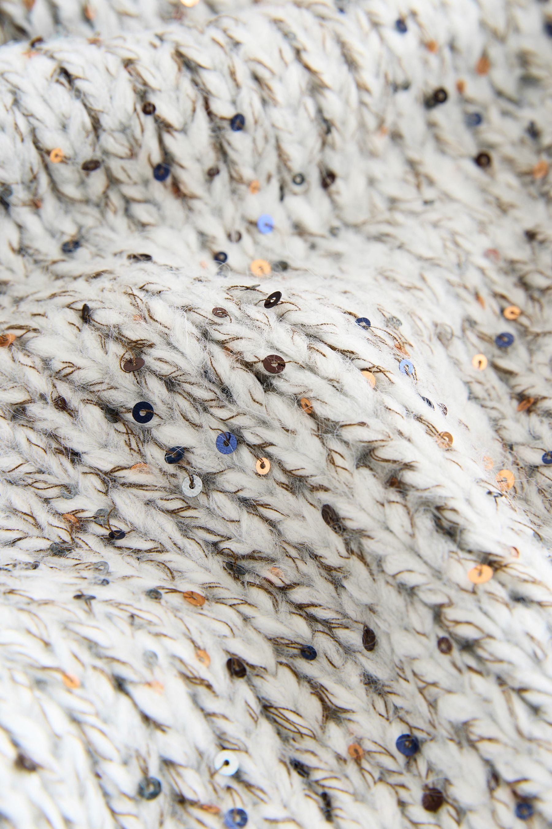 Next Strickjacke Weiche Strickjacke im Grobstrick mit Pailletten (1-tlg)