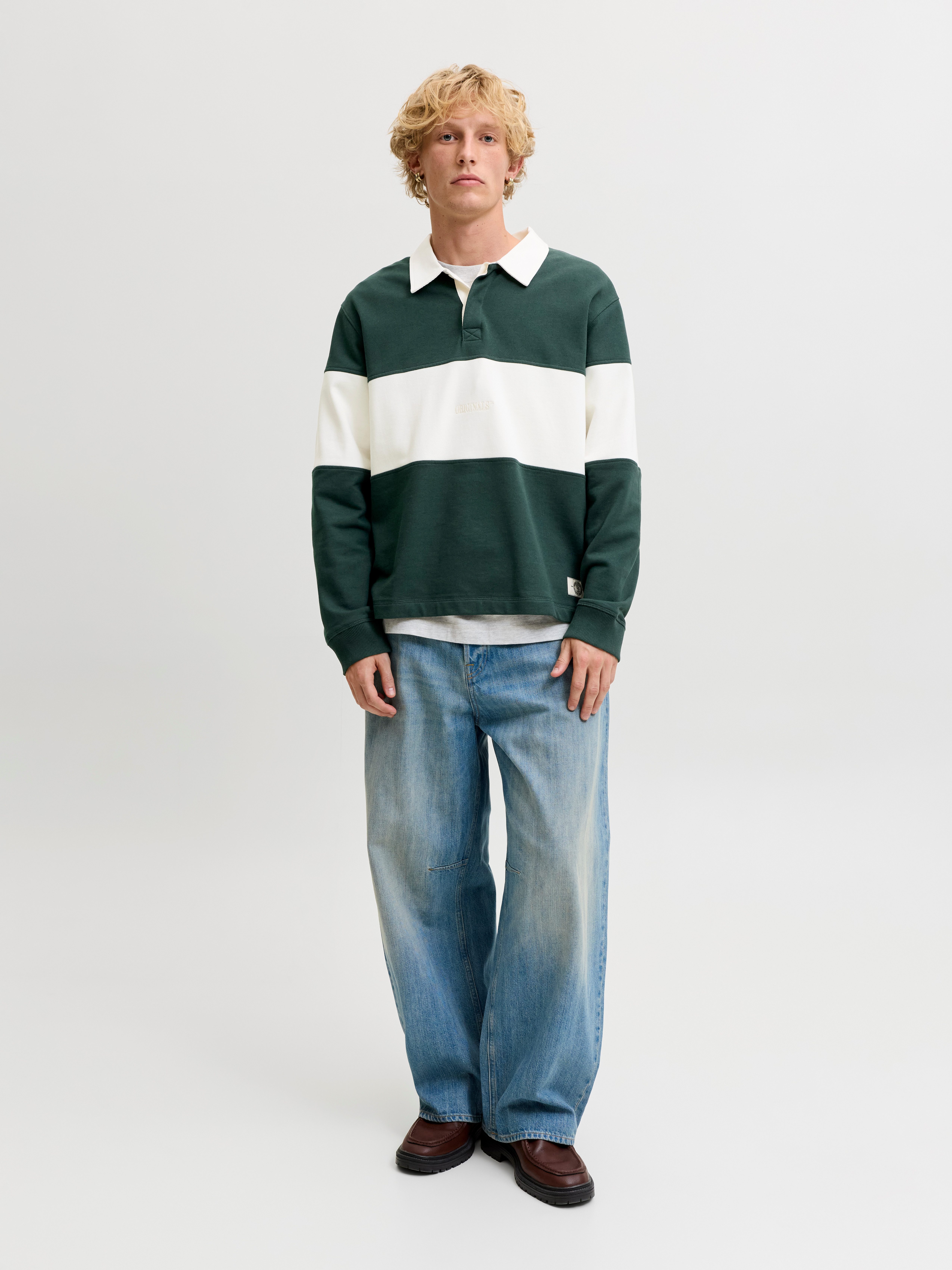 Jack & Jones Sweatshirt JORFREDERIKSBERG BLOCKING SWEAT POLO SN Baumwolle, relaxed fit – Bild 4 von 5
