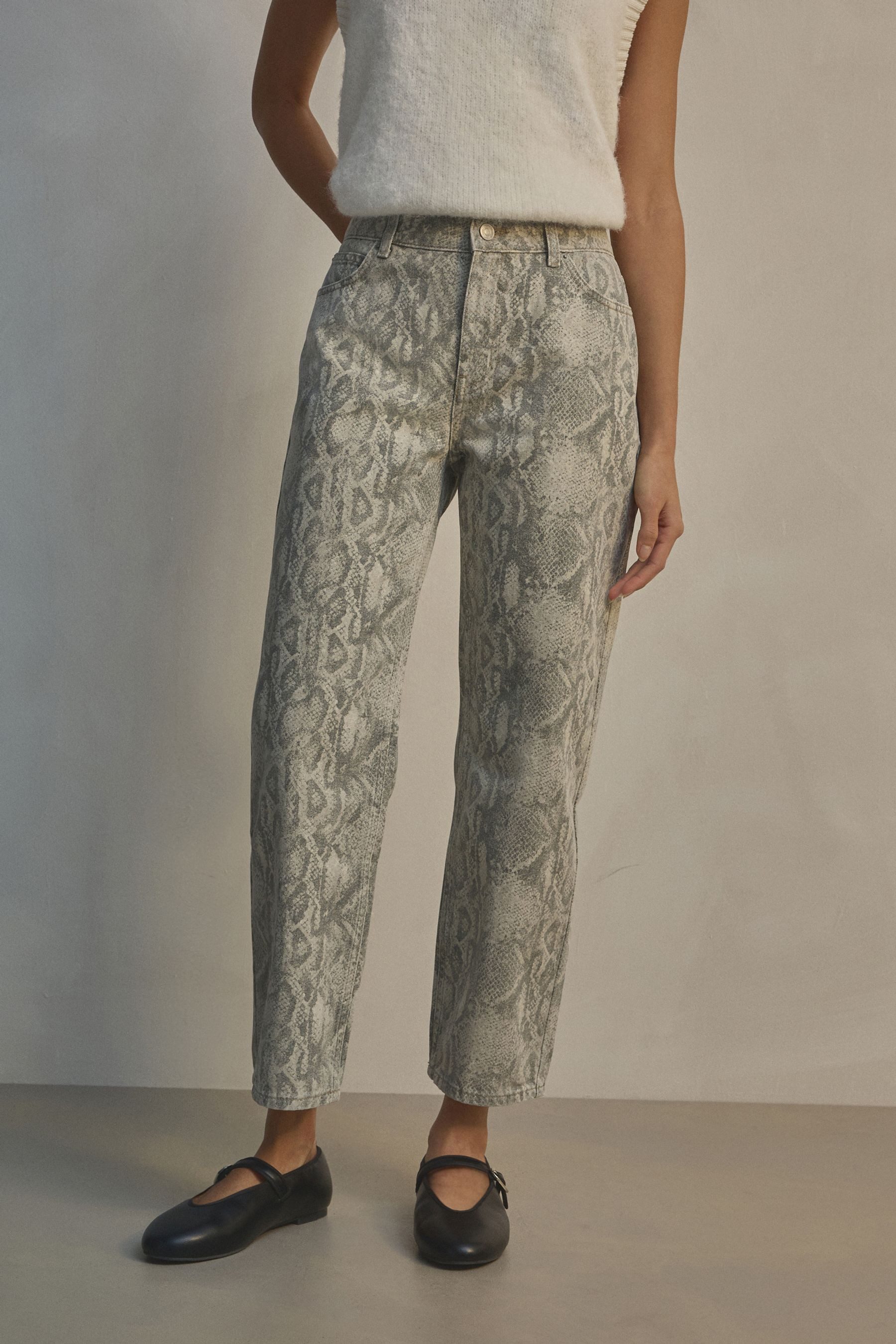 Next Straight-Jeans Jeans mit geradem Beinschnitt, Straight Fit (1-tlg)