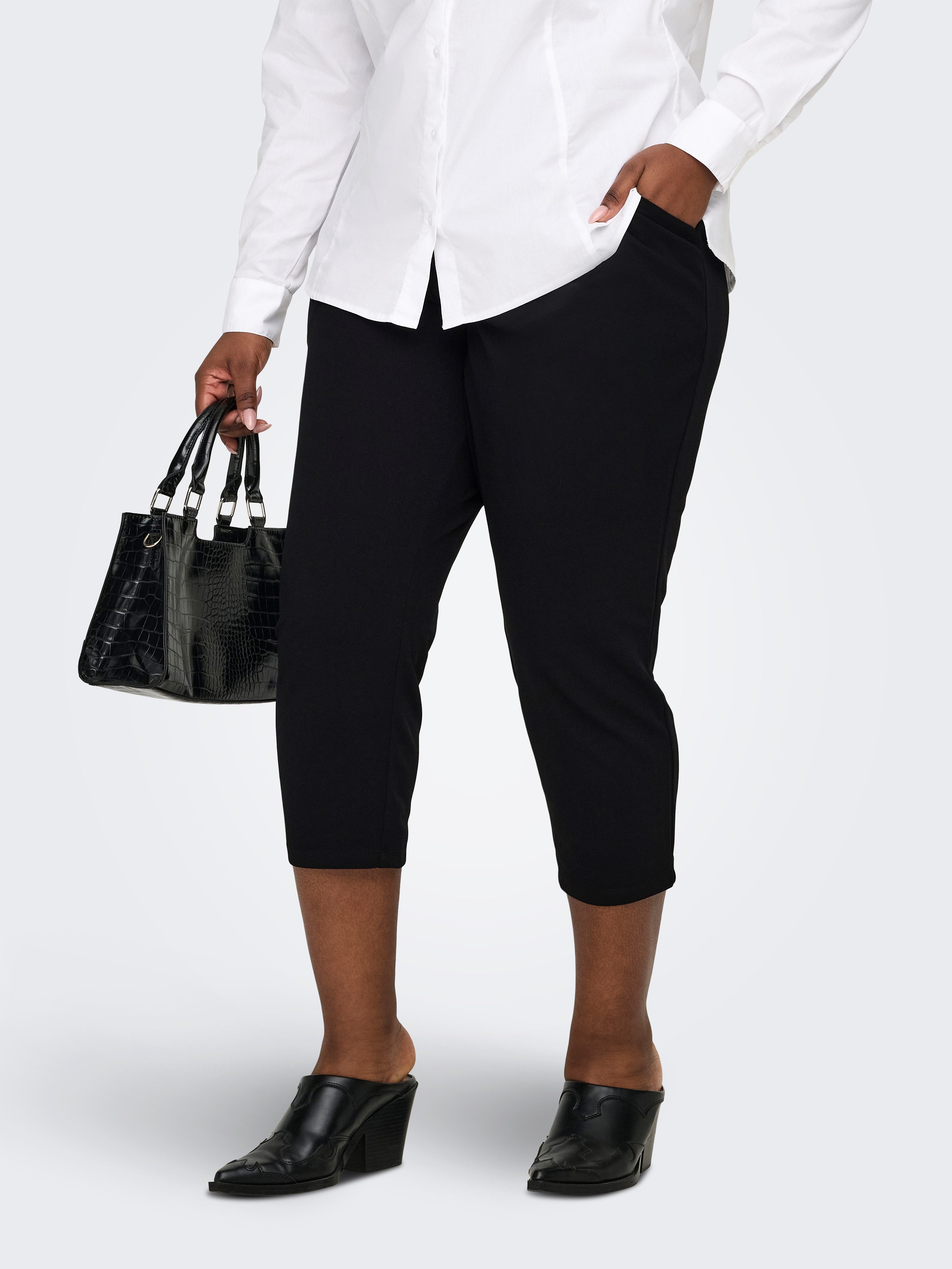 ONLY CARMAKOMA Leggings CARSANIA BUTTON CAPRI JRS PNT NOOS