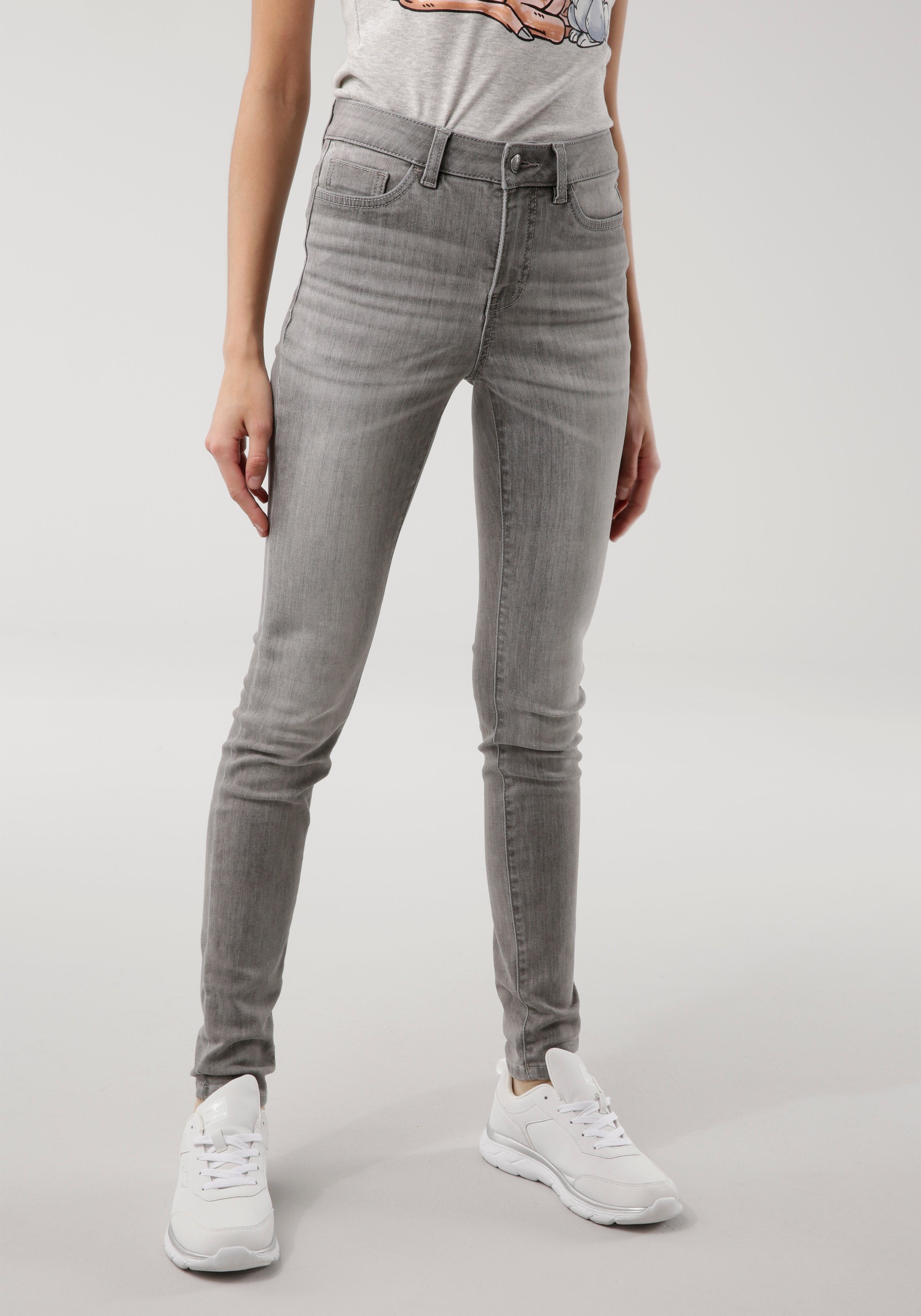 used-Effekt mit SKINNY RISE light-grey-used 5-Pocket-Jeans KangaROOS SUPER HIGH