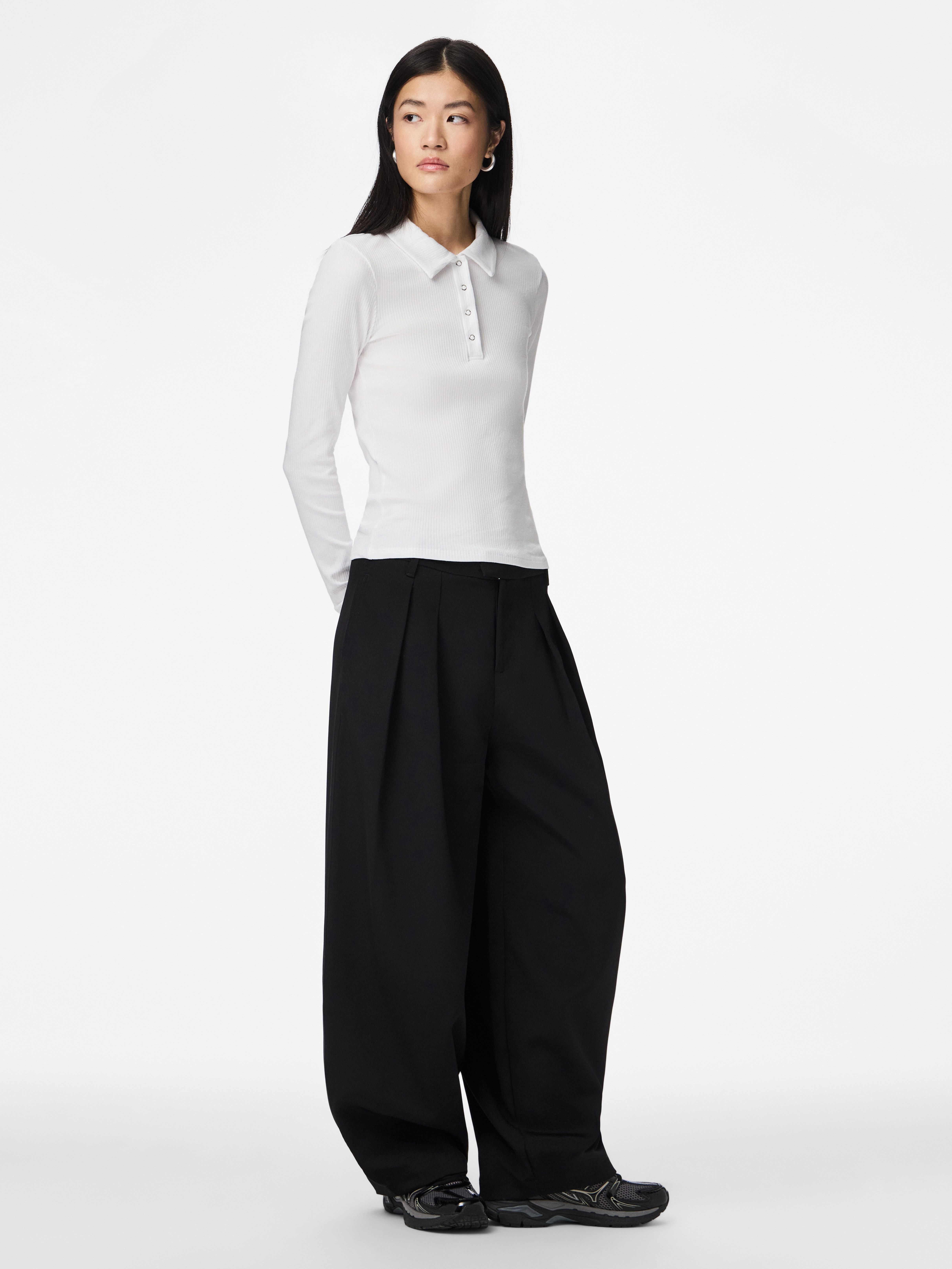 pieces Langarm-Poloshirt PCKITTE LS POLO TOP JRS NOOS mit gerippter Struktur