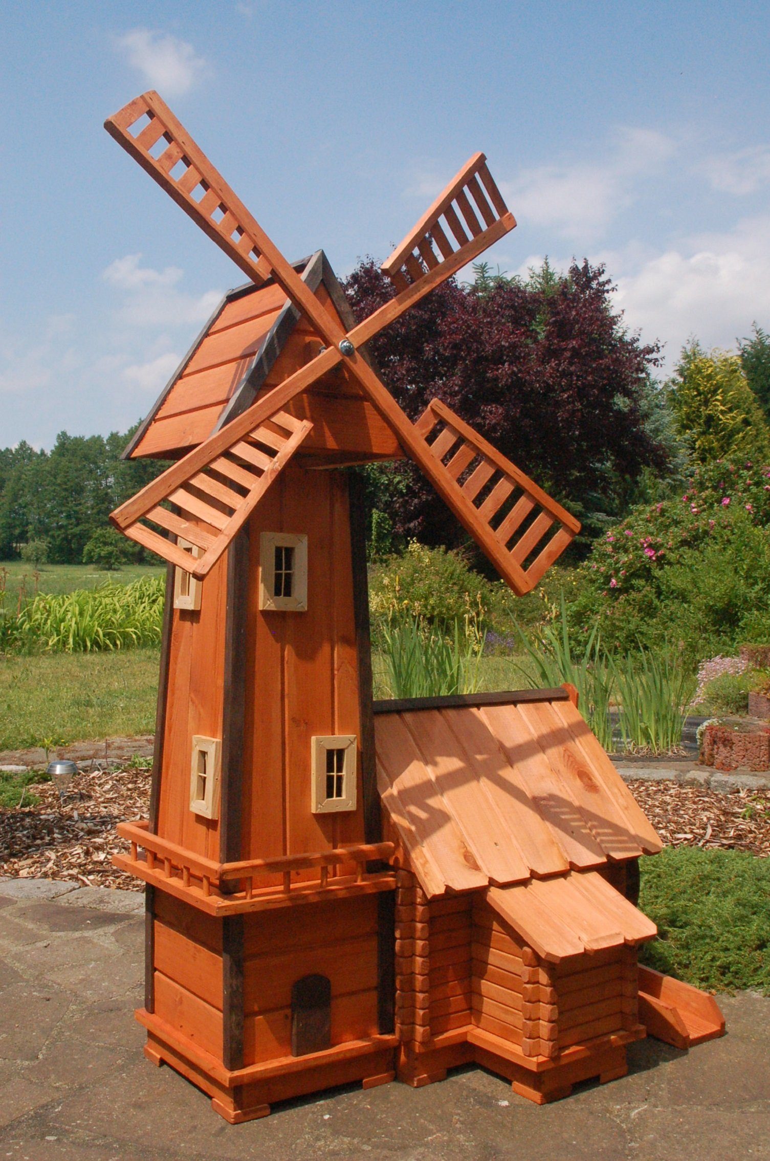 DSH DEKO SHOP HANNUSCH Gartenfigur Windmühle mit integrierter Wassermühle, kombinierte Wind- und Wassermühle
