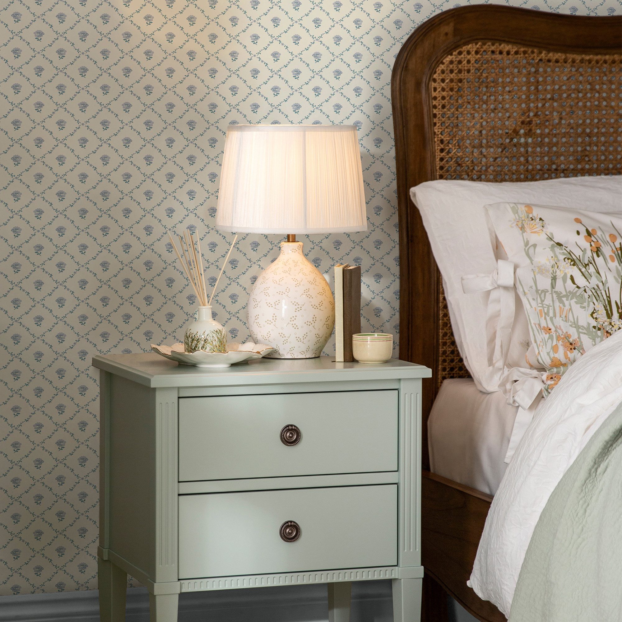 LAURA ASHLEY Vliestapete Kate, glatt, kariert, günstig online kaufen