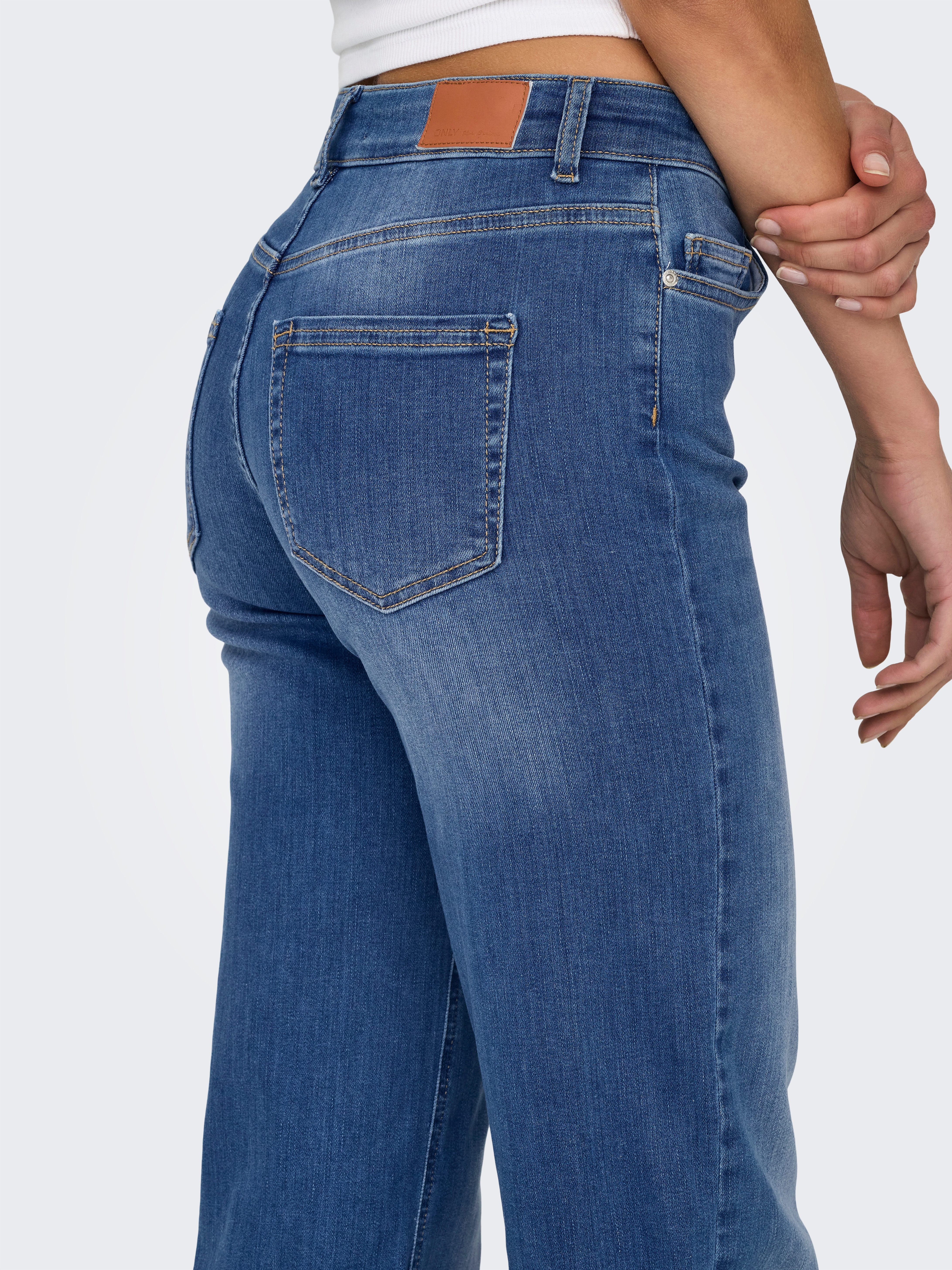 ONLY Straight-Jeans ONLBLUSH – Straight Fit mit klassischem 5-Pocket-Design straight fit, Denim/Jeans, Baumwollmischung, Coinpocket, unifarben