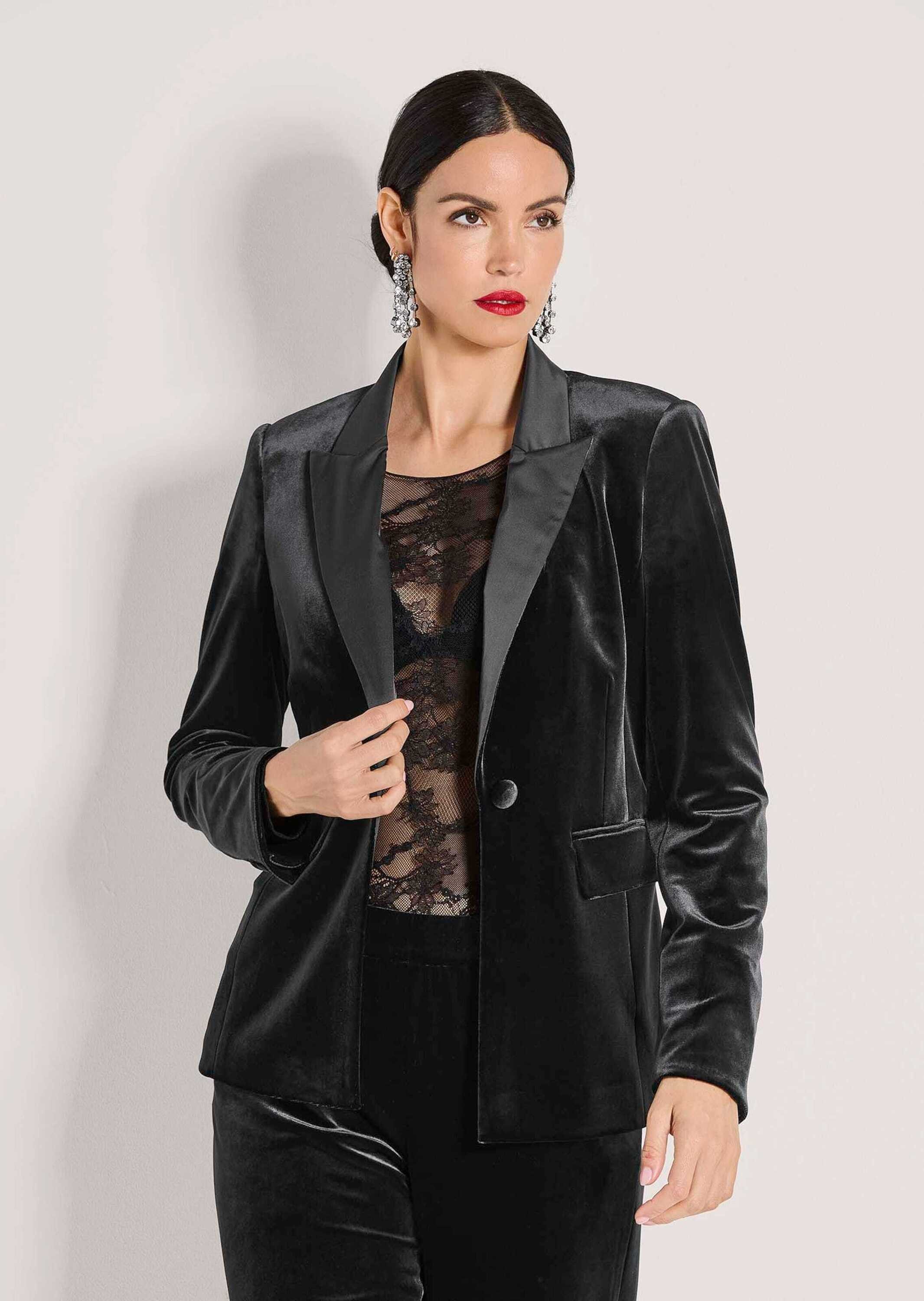 MADELEINE Kurzblazer Samtblazer mit Reverskragen Blazer mit Satin-Reverskra günstig online kaufen