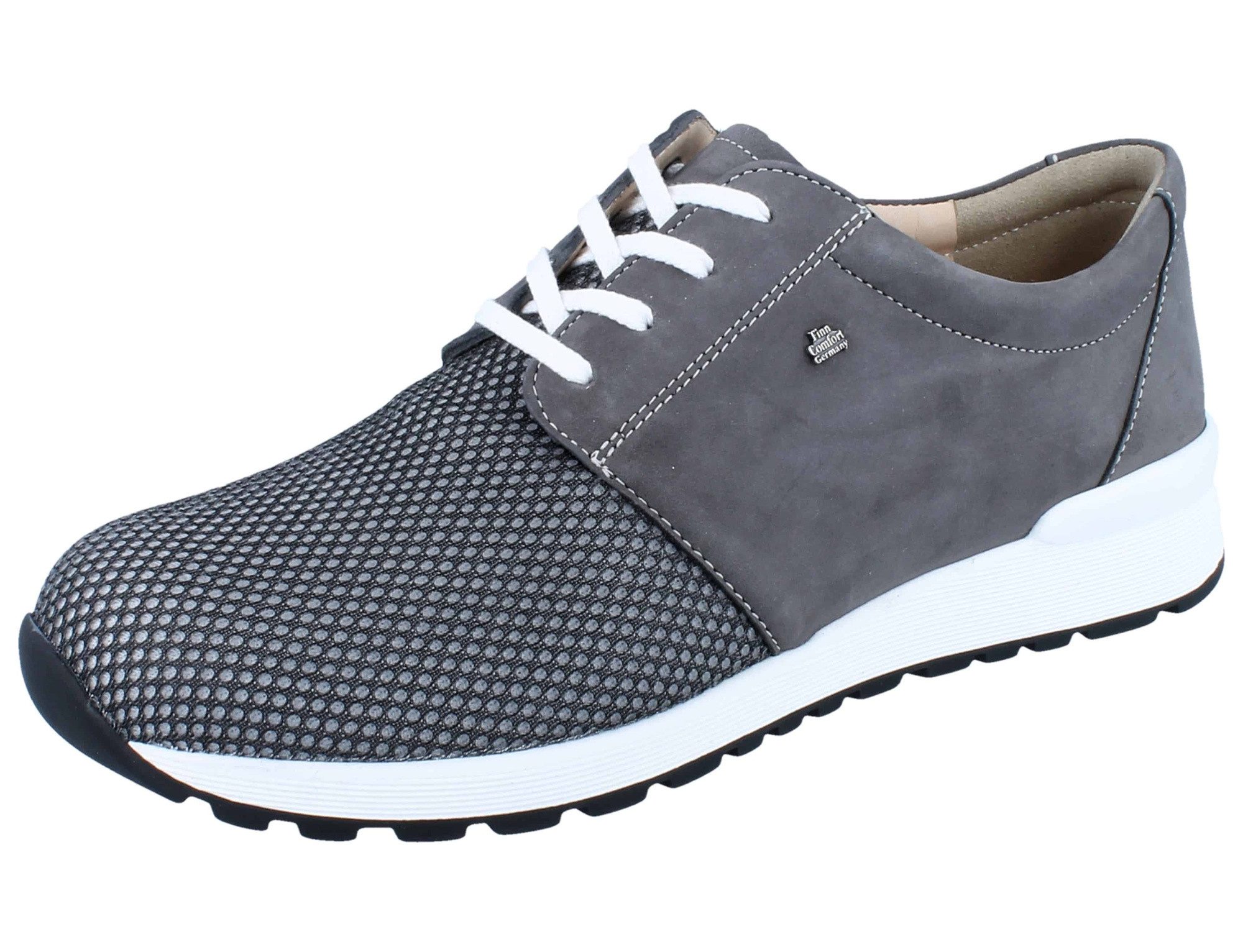 Schnürschuh