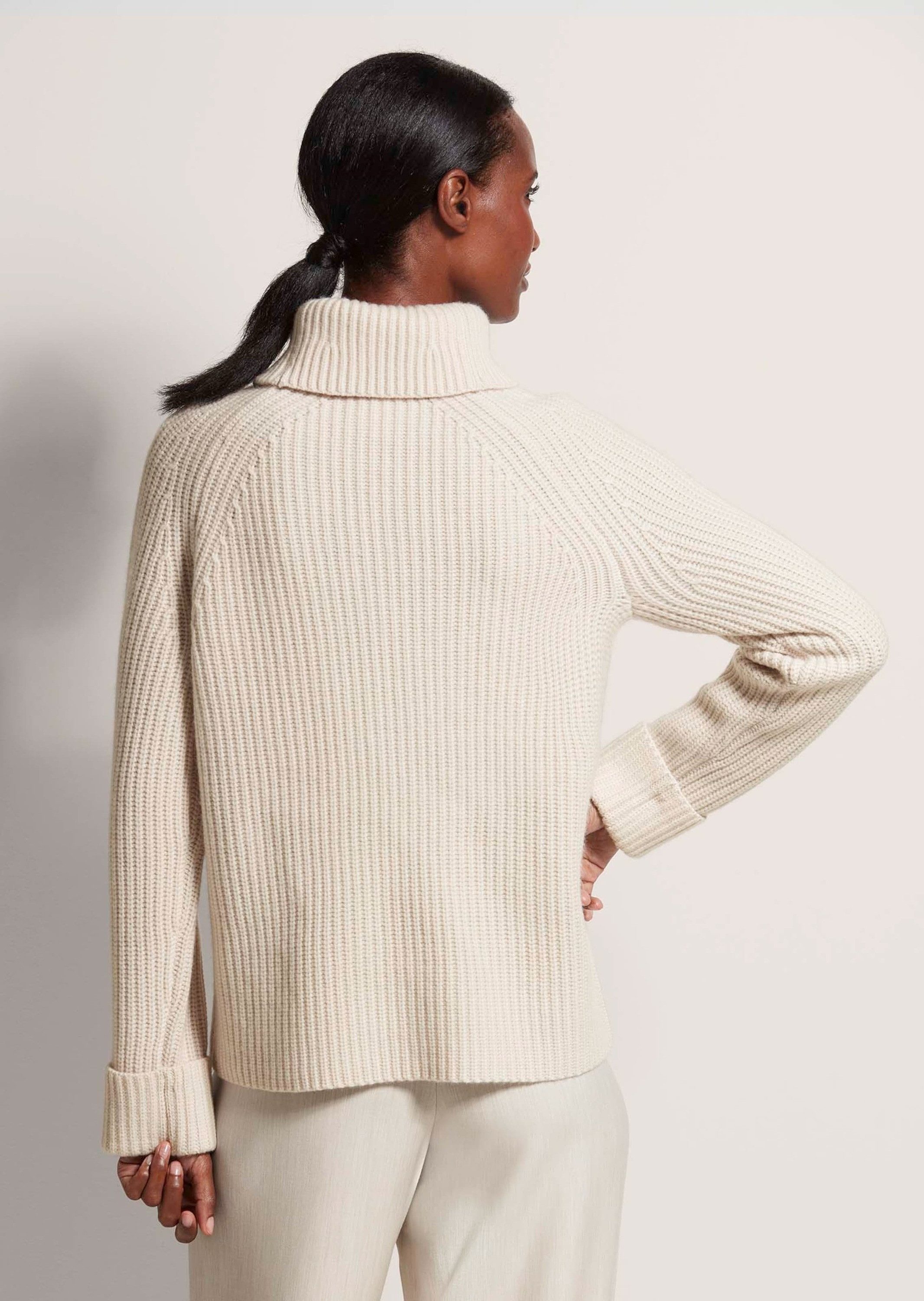 MADELEINE Strickpullover Rollkragen-Pullover aus Kaschmir-Mix Perlfangmuster mit Rollkragen und Raglanärmeln, Langarmpullover