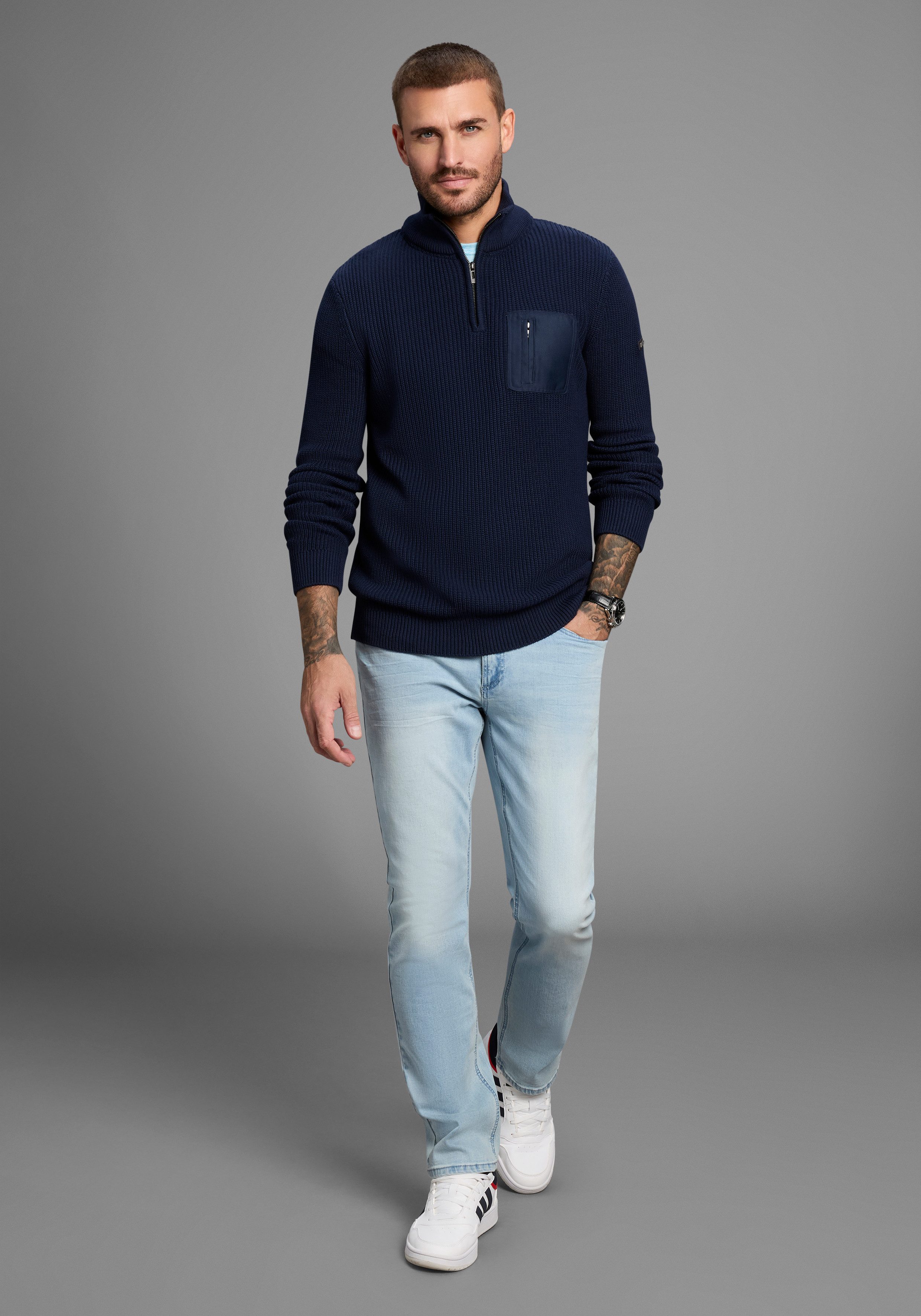 Zum Outfit 6