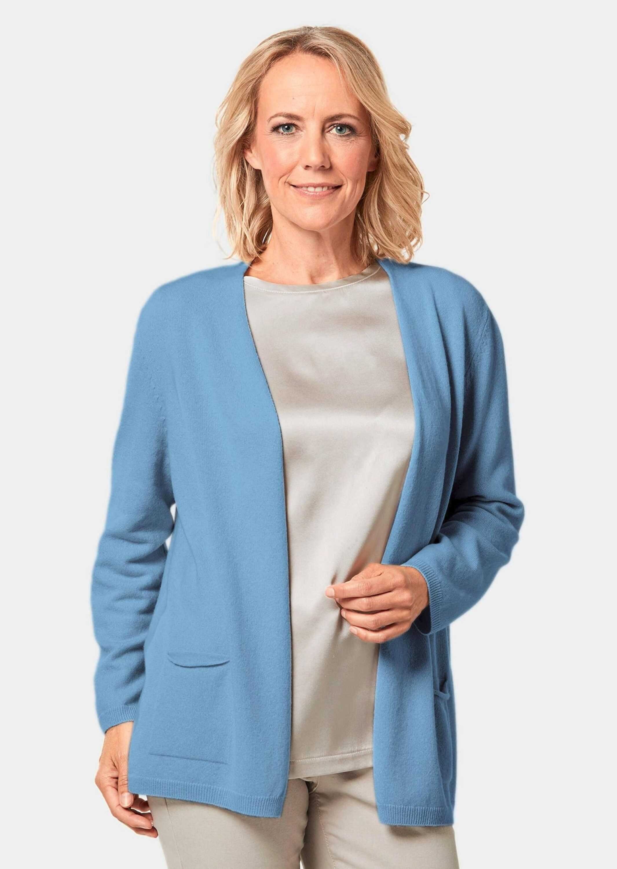 Strickjacke Cardigan in langer offener Form