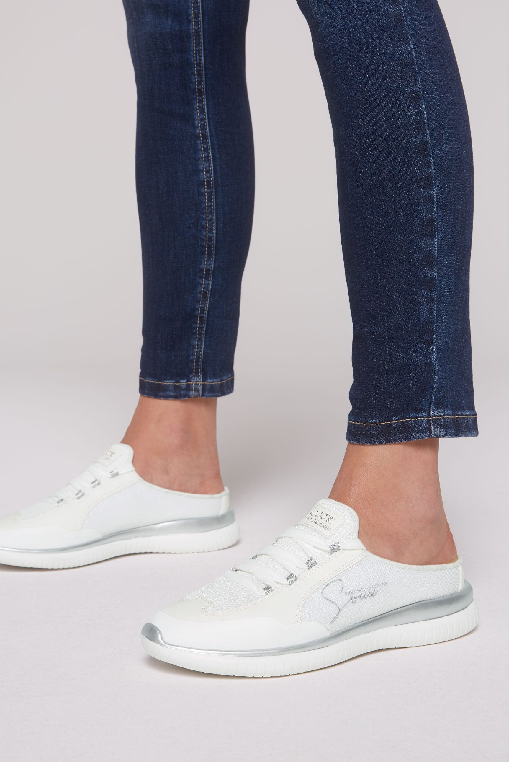 SOCCX Slip-On Sneaker mit Wechselfußbett