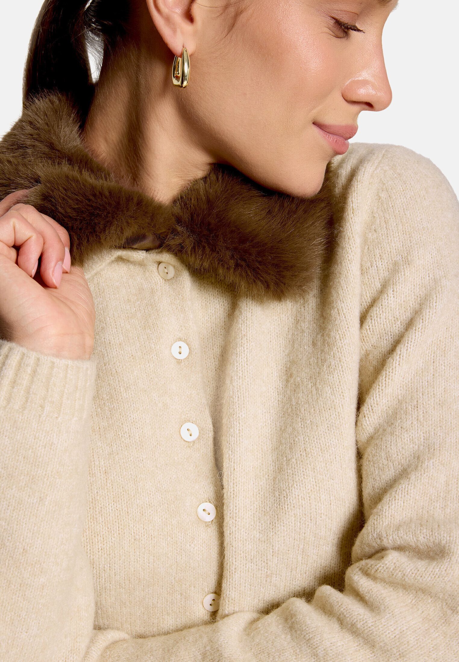 Zero Strickjacke Damen mit Kunstfellkragen (1-tlg) Material