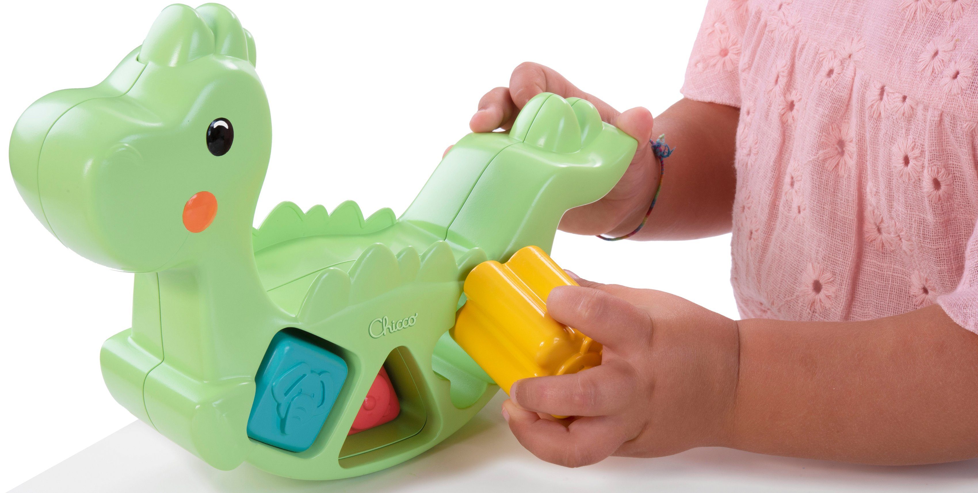 Chicco Lernspielzeug 2 In 1 Schaukeldino, teilweise aus recyceltem Material; Made in Europe