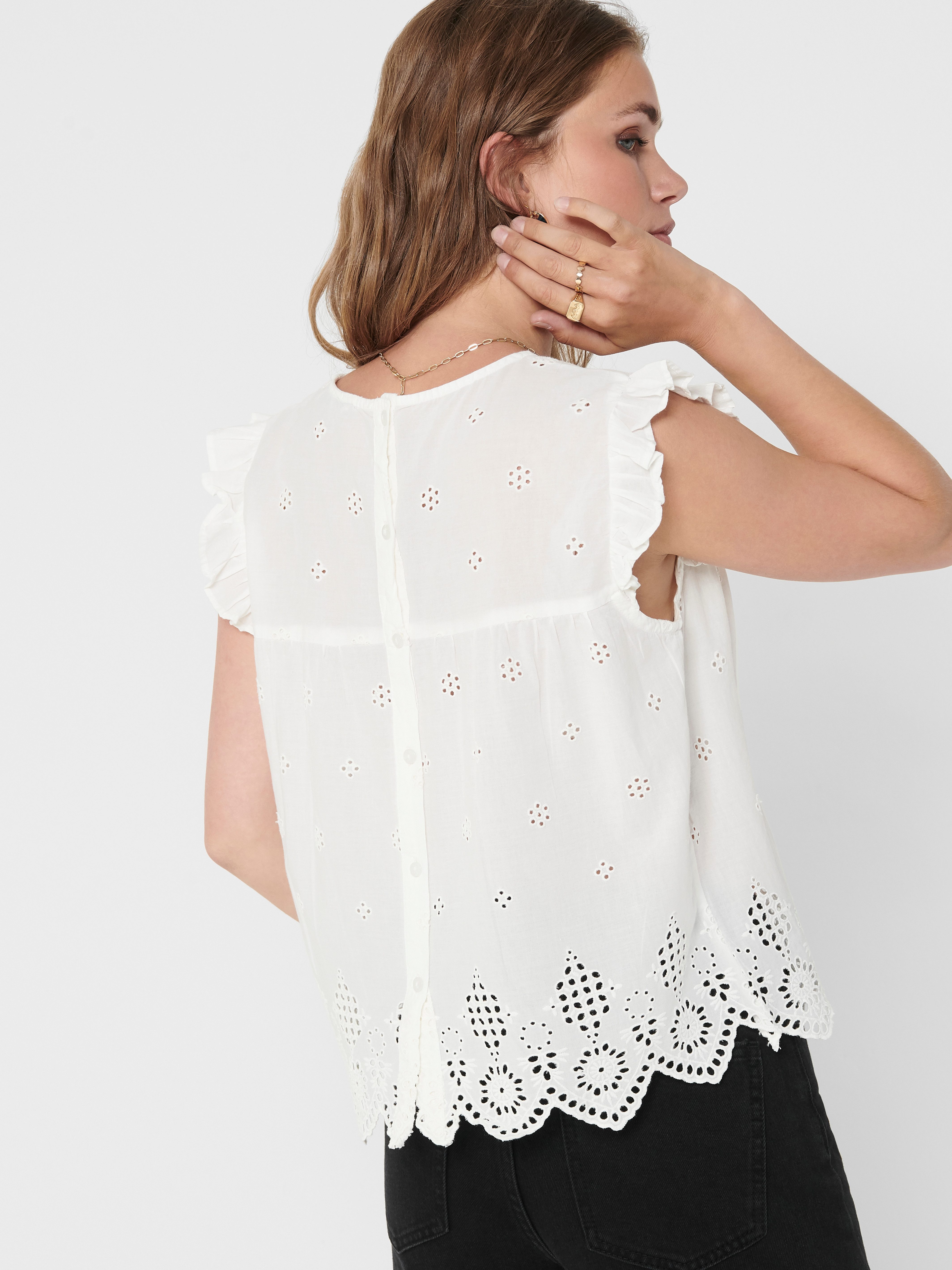 ONLY Rüschentop ONLSILLA LIFE S/L FRILL TOP WVN NOOS Baumwolle, regular fit, Rundhals