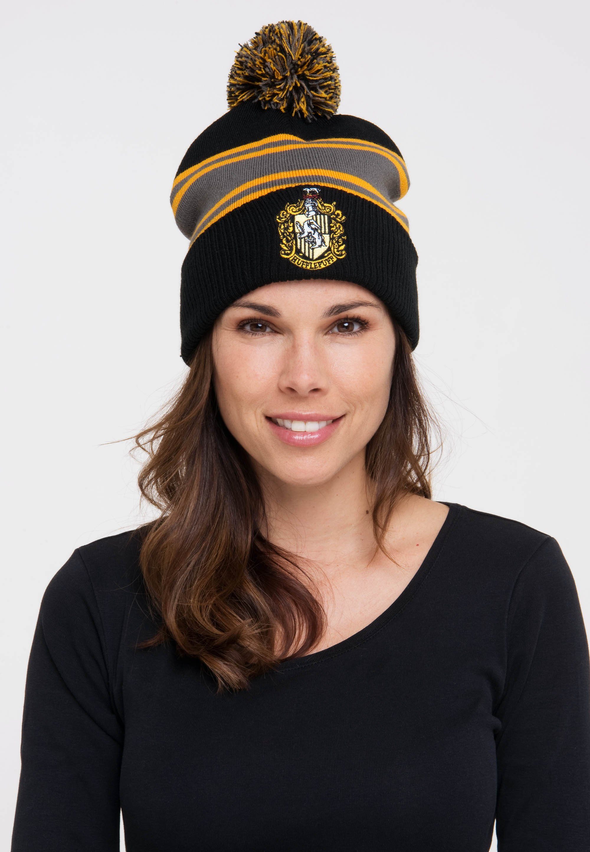 LOGOSHIRT Strickmütze Harry Potter - Hufflepuff mit lizenzierter Stickerei