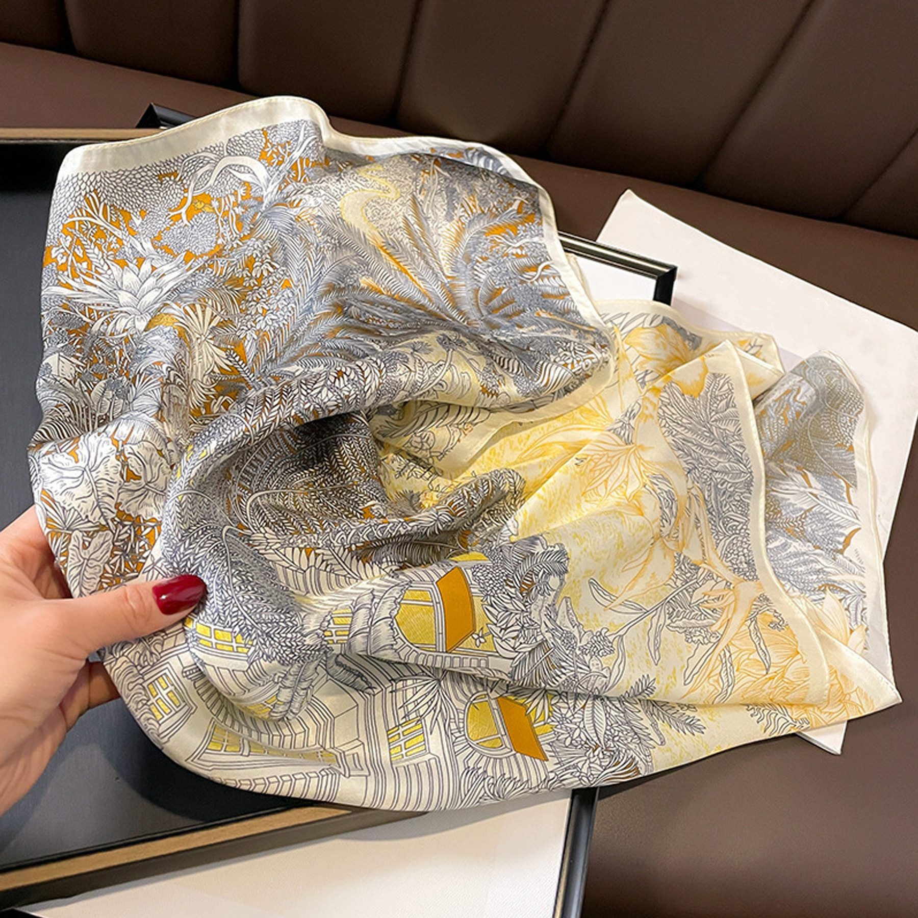 Mutig Seidentuch 100% Maulbeerseide Halstuch Damen, (elegantes quadratisches Seidentuch 68 x 68 cm, elegantes quadratisches Seidentuch 68 x 68 cm, Satin Nickituch Bandana), Kopftuch für Haare, Hals und Tasche