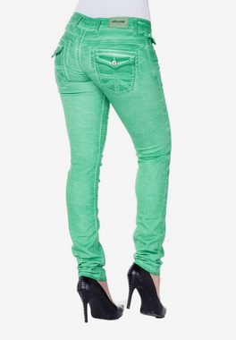 Cipo & Baxx Slim-fit-Jeans mit figurbetontem Slim Fit-Schnitt