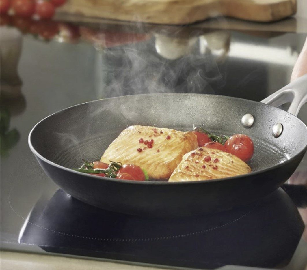 QDesign by Sauter Pfannen-Set Gusseisen mit Edelstahlgriff, Aluminiumguss (3-tlg)