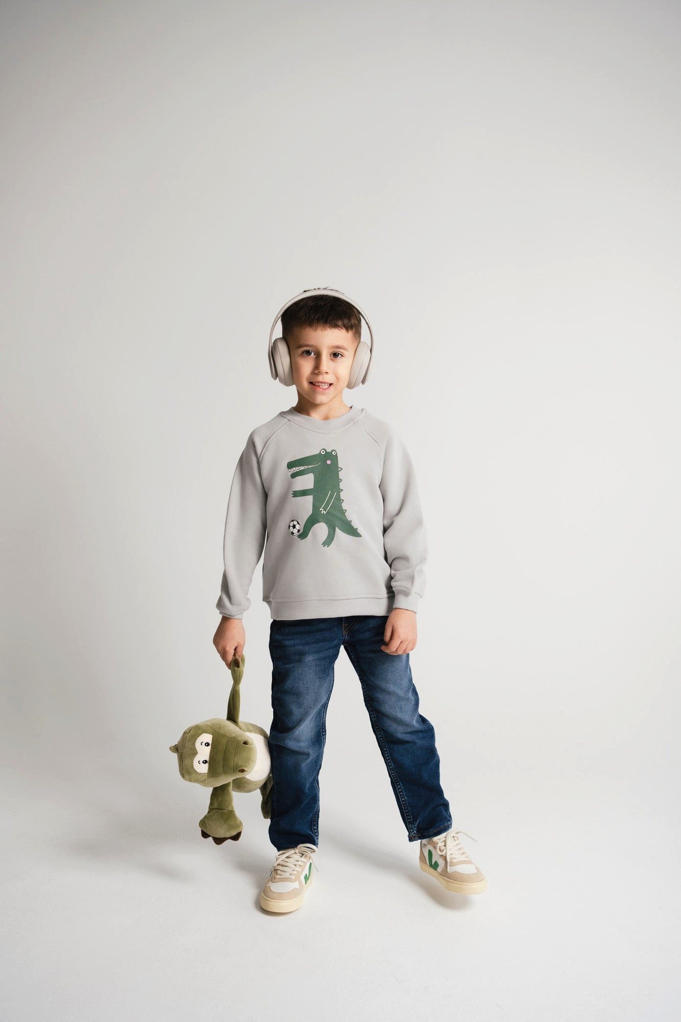 # SATURNDAY Sweatshirt Kinder mit Krokodil-Motiv - Grau - 100% Baumwolle Krokodil, Fußball