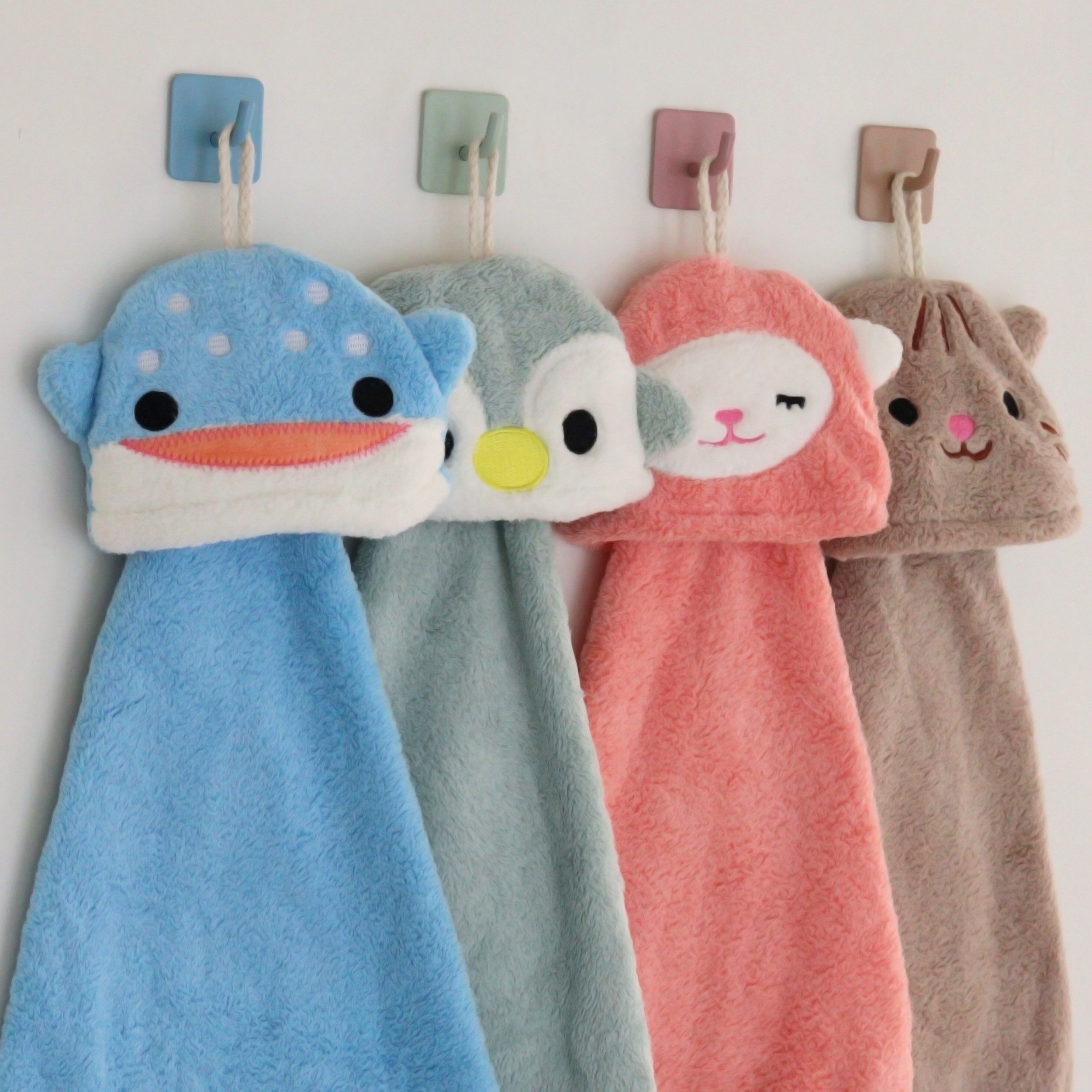 DEKAZIA Waschlappen für Kinder, süßes Tierdesign, Kinderhandtücher mit Geschenkverpackung, (4er Set, hochwertige Mikrofaser. 30x30cm), weich schnell trocknend k – Bild 2 von 5