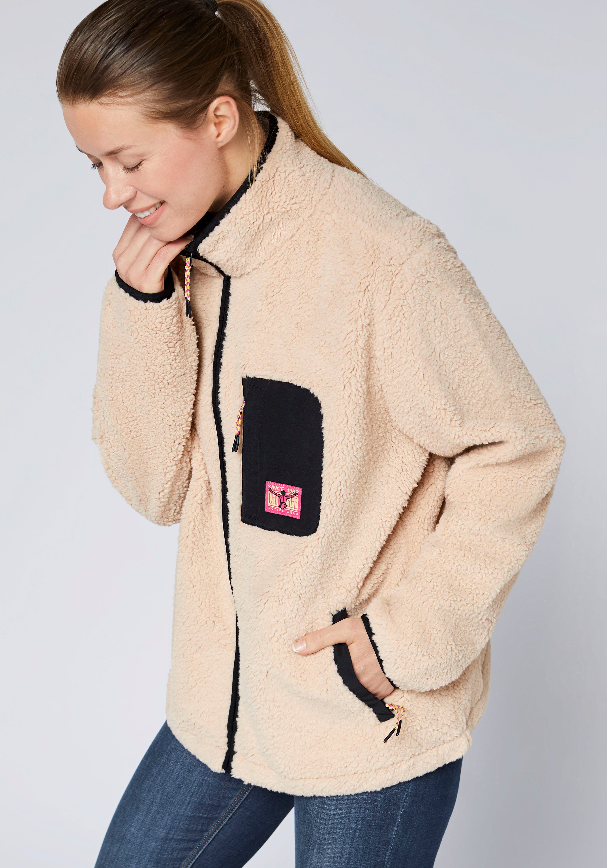 Chiemsee Fleecejacke mit hochschließendem Kragen, aus Polyester, in normaler Länge – Bild 3 von 5