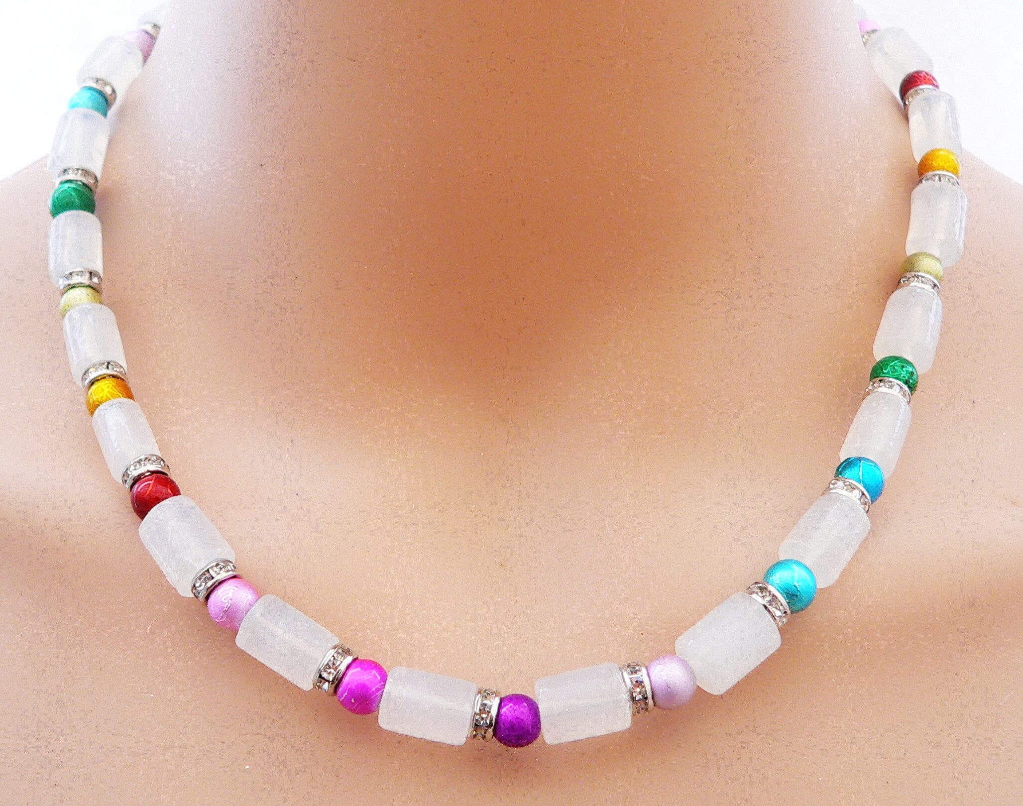 traumschmuck Kette ohne Anhänger 331d Halskette Kette Walze Glas Lampwork weiß Perle multicolor (Geschenk, Muttertag, Weihnachten, Geburtstag, Valentinstag, incl. Schmuckbox), handgefertigt, Made in Germany