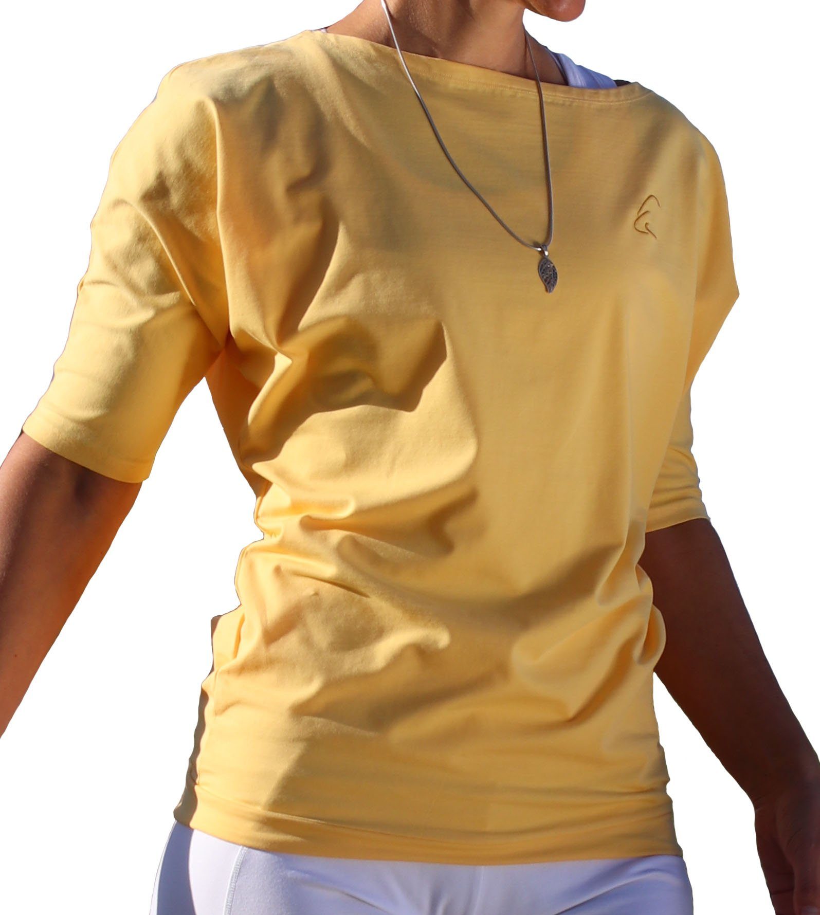ESPARTO Yogashirt Halbarmshirt Sadaa in Bio-Baumwolle Wohlfühlshirt mit breitem Schulterausschnitt (U-Boot-Ausschnitt) Mangogelb