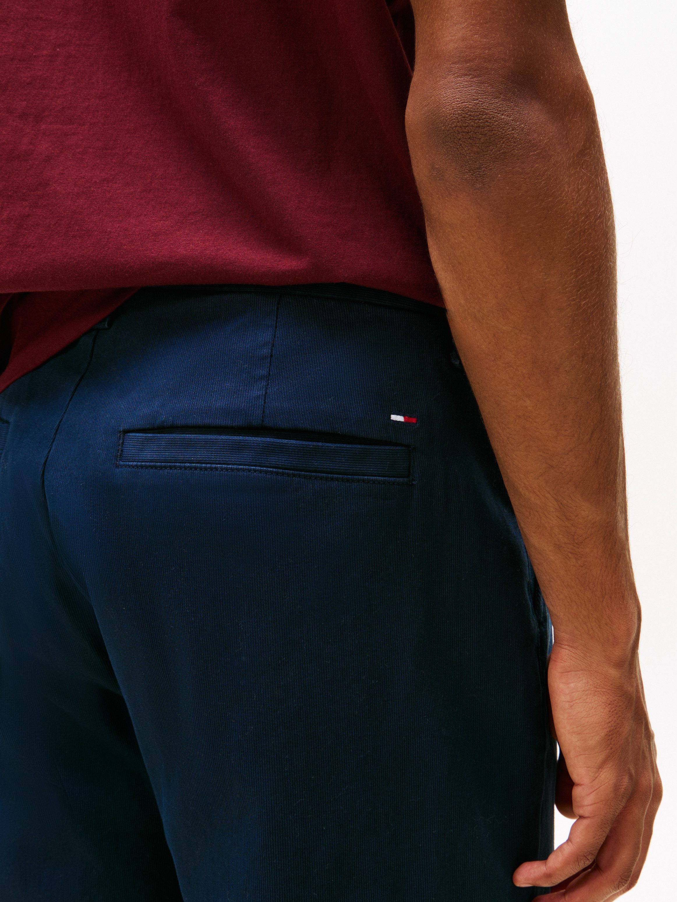 Tommy Jeans Chinohose SONNY COTTON DOBBY CHINO Straight fit