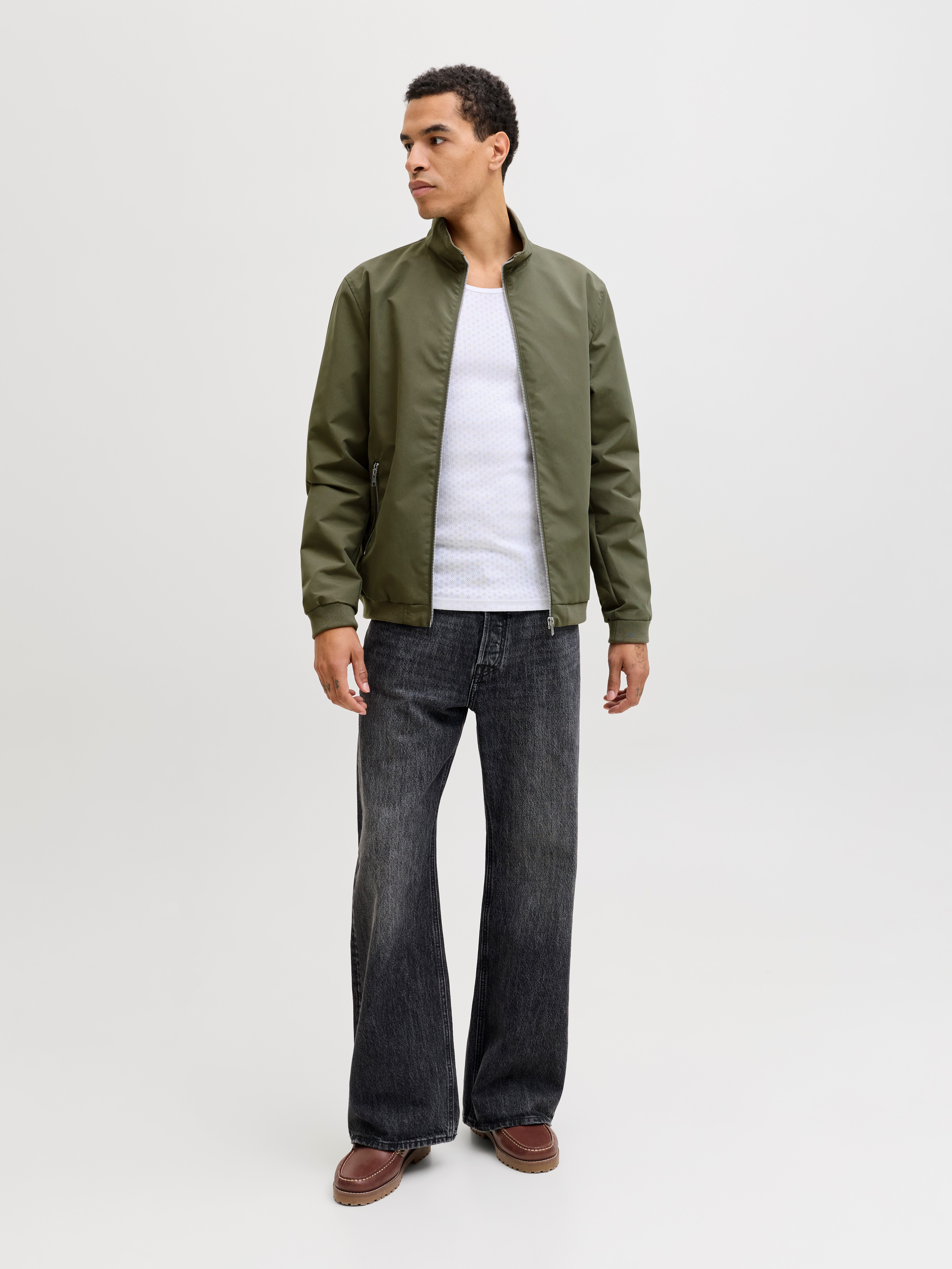 Jack & Jones Blouson JJERUSH Stylisch, funktional, ideal für Herbst, pflegeleicht mit stylischem Stehkragen