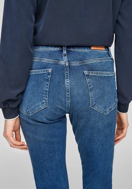 s.Oliver Slim-fit-Jeans Betsy in Basic 5-Pocket Form