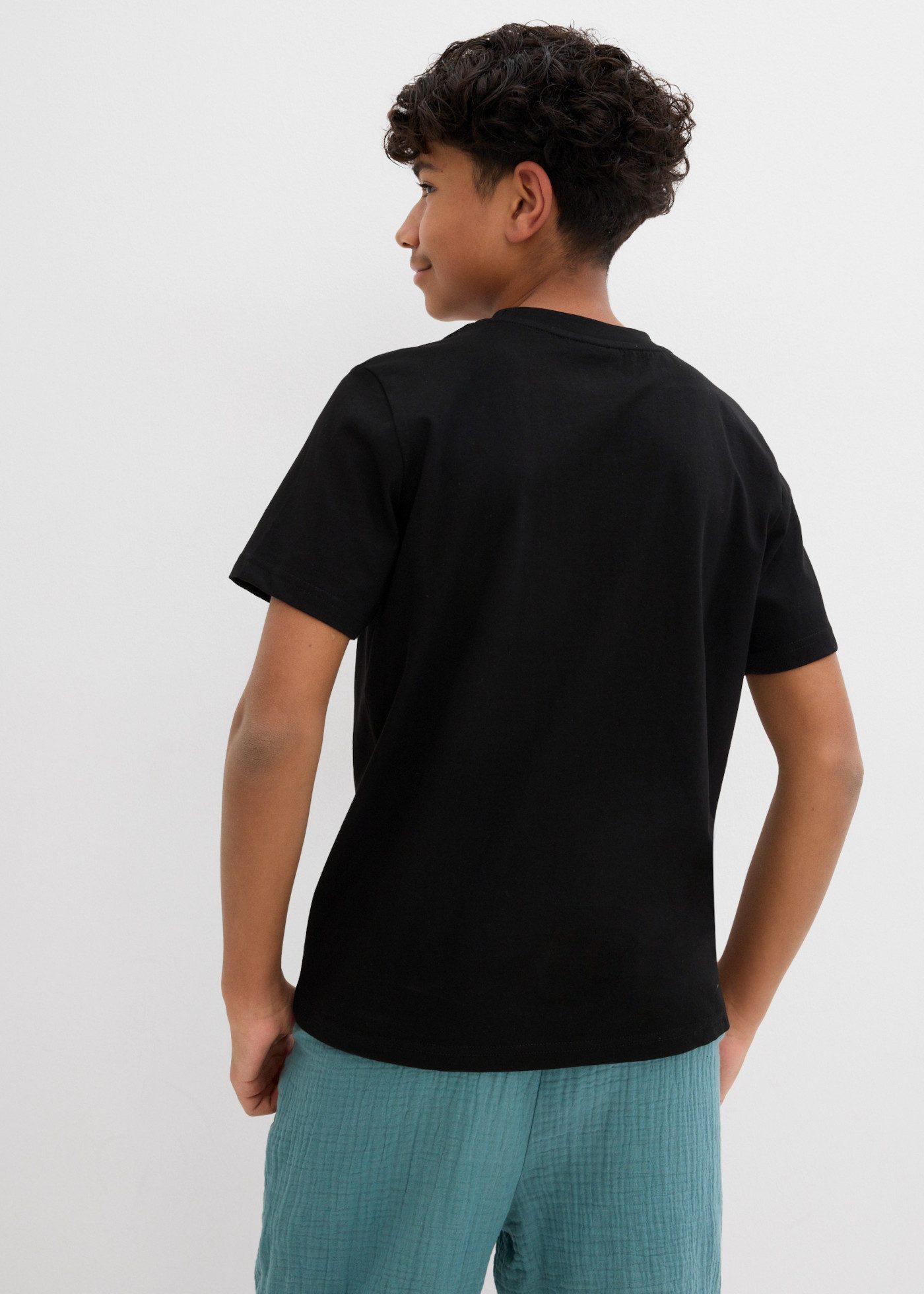 bonprix T-Shirt aus reiner Baumwolle, mit modischem Print, Kurzarm-Design, Regular Fit