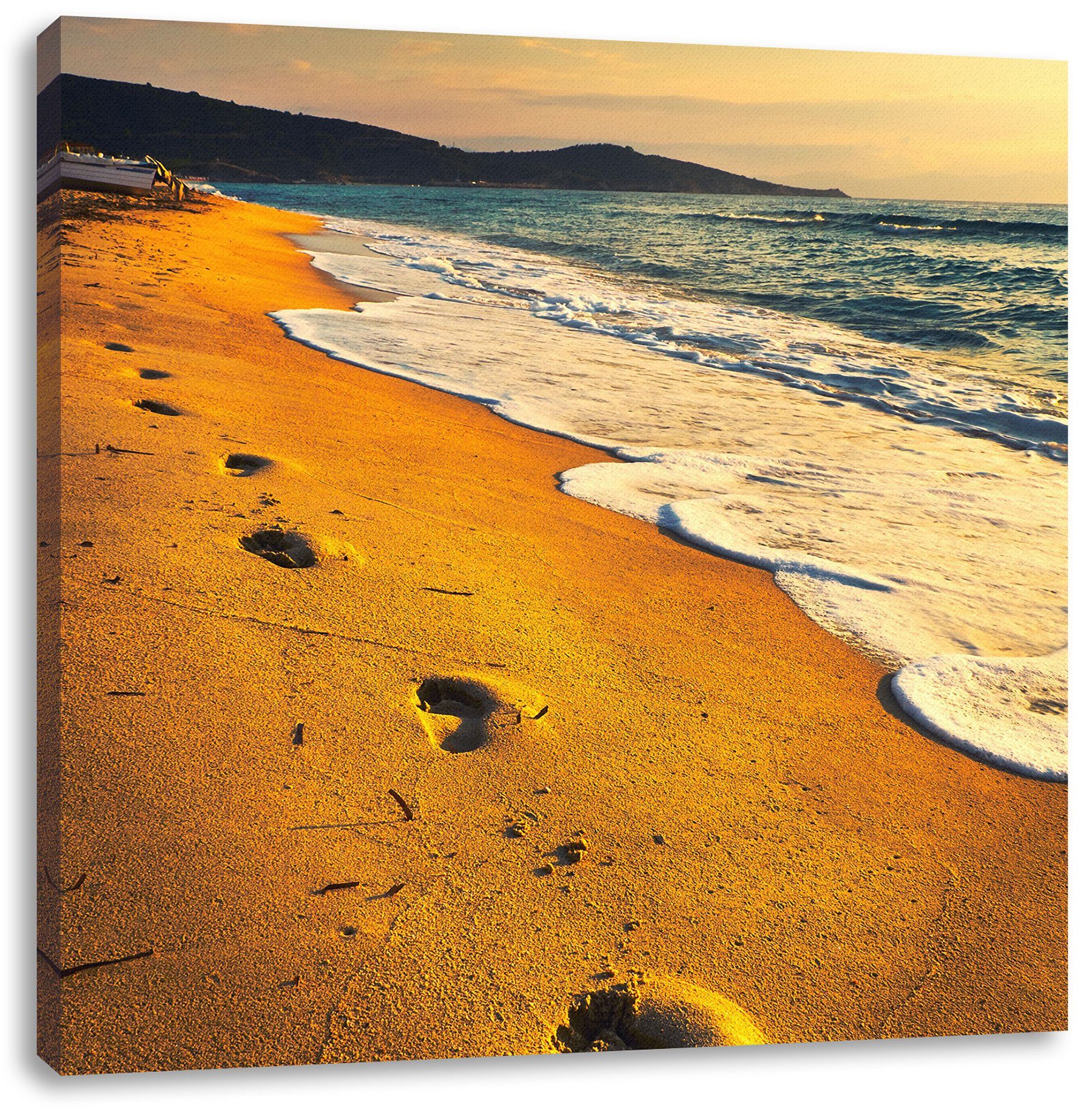 im Strand, inkl. Zackenaufhänger fertig St), Pixxprint (1 Strand bespannt, im Leinwandbild Fußabdrücke Fußabdrücke Leinwandbild