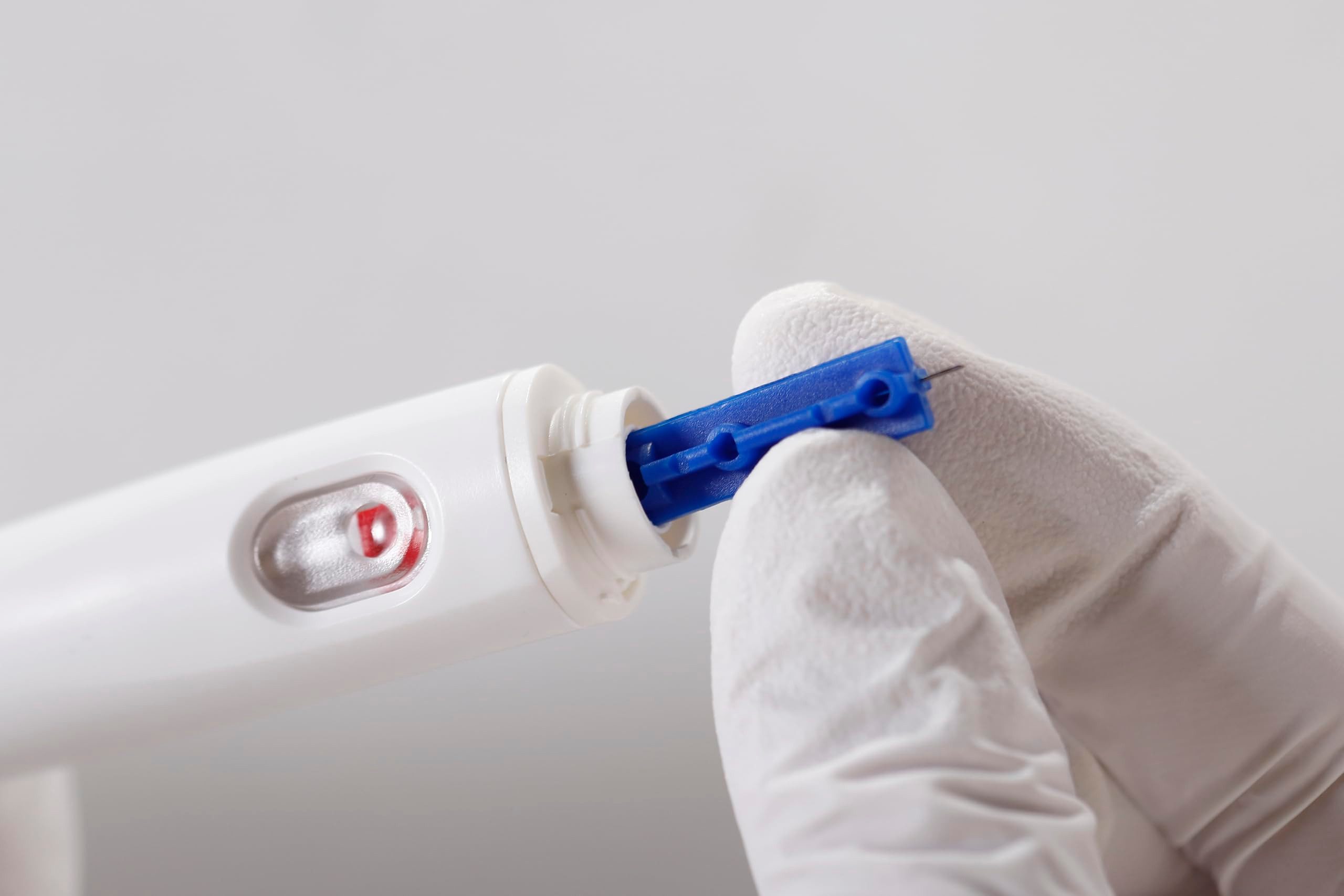 EUROPAPA Blutzuckermessgerät Lanzetten, Steril Einweglanzette, Blutlanzetten, Sicherheitslanzetten für Blutentnahme Blutzuckermessung Kapillare, EUROPAPA BG-Ser – Bild 5 von 5