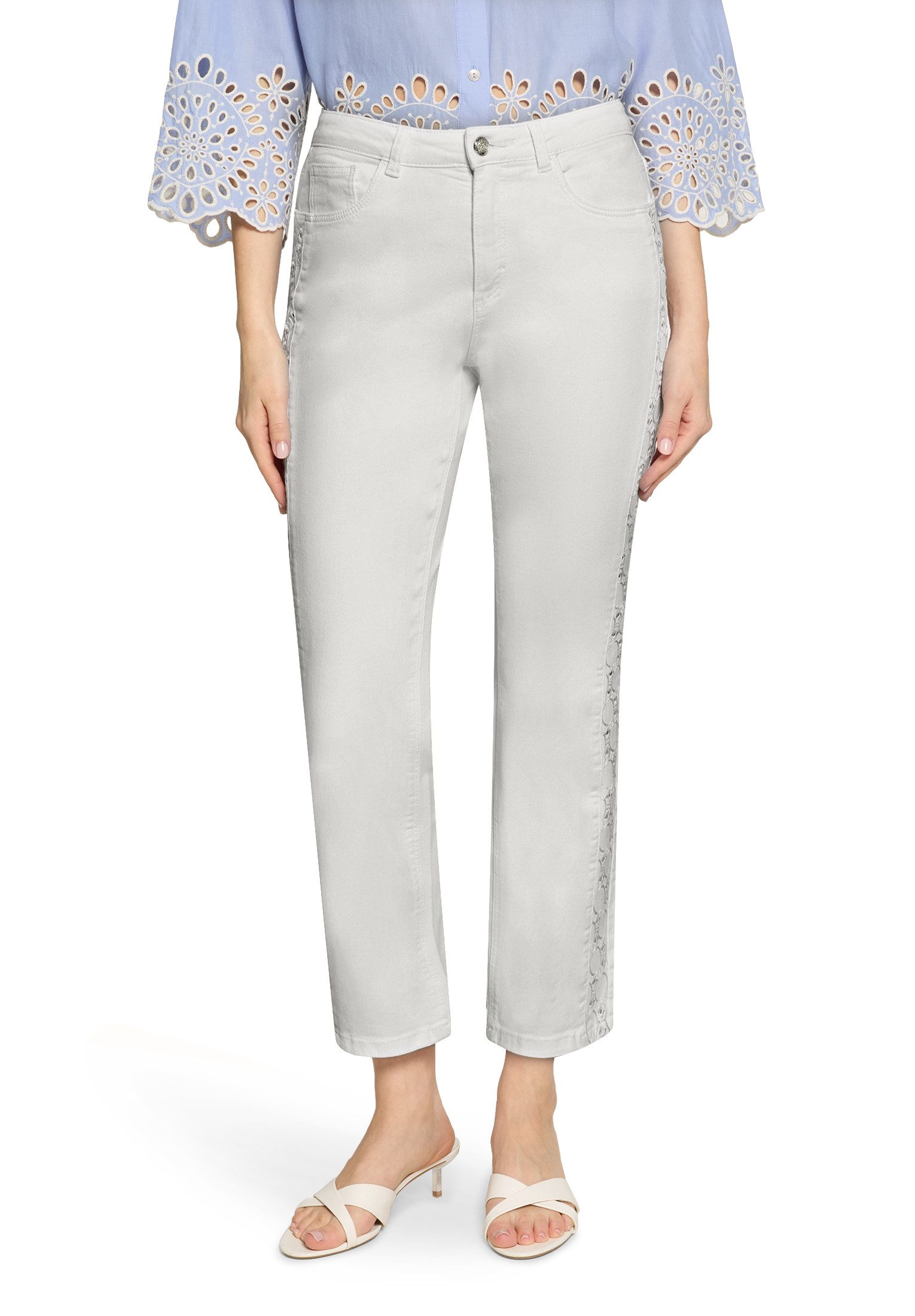 Cartoon Regular-fit-Jeans Damen mit Lochmuster