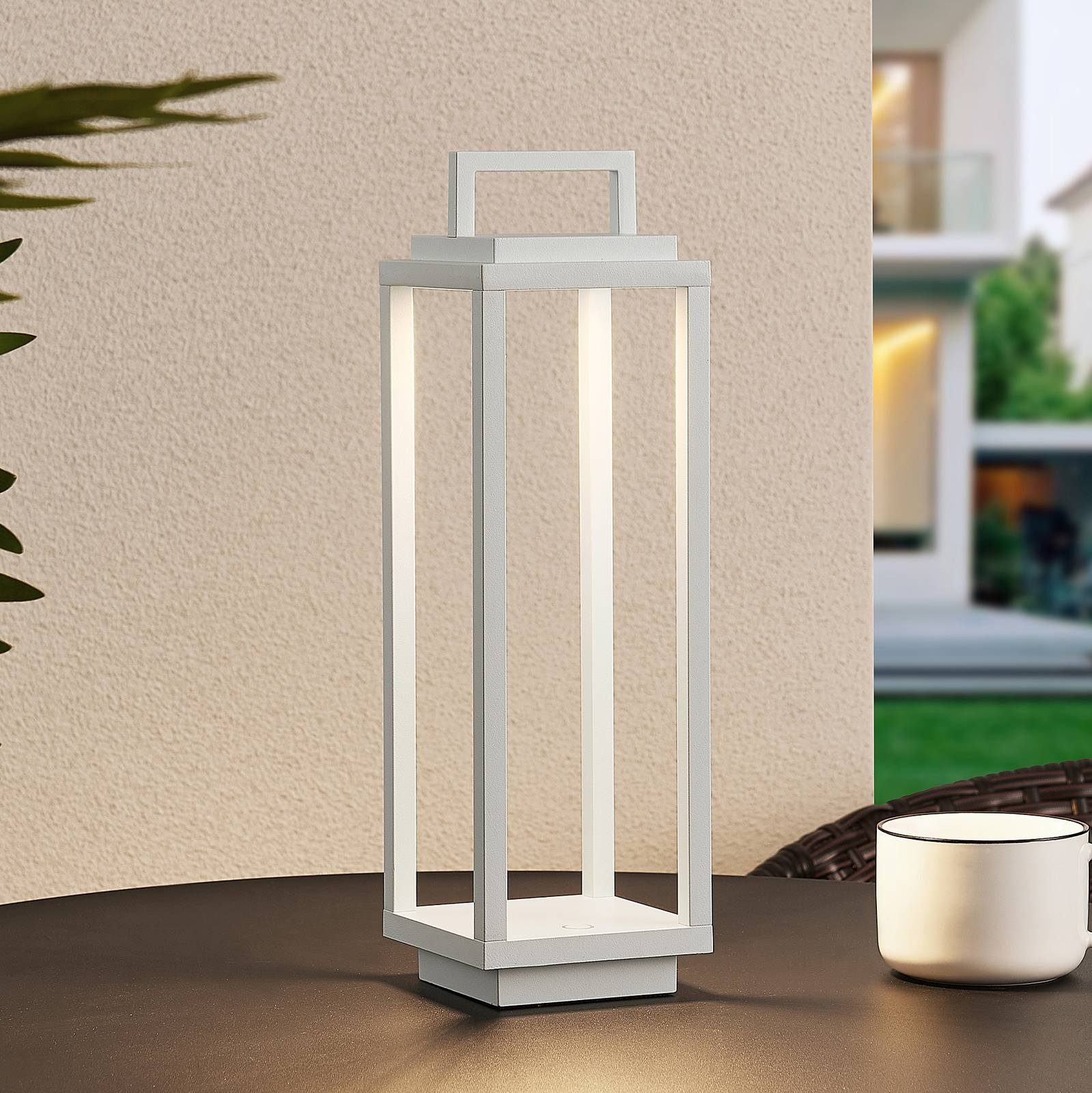 Lucande Außen-Tischleuchte Mirina, LED, Metall, Weiß warmweiß IP54, LED - 2,2 W gesamt, warmweiß